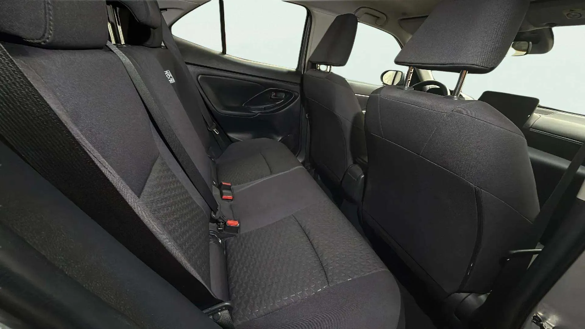 Toyota Yaris Cross 1.5 120H Active Plus - foto 17