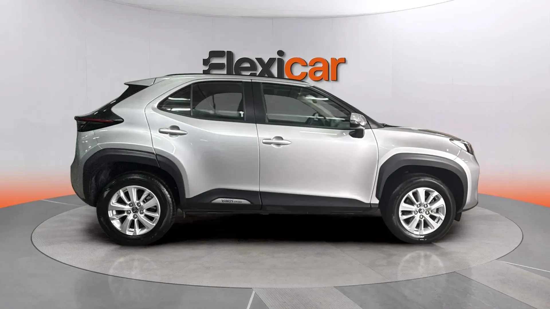 Toyota Yaris Cross 1.5 120H Active Plus - foto 3