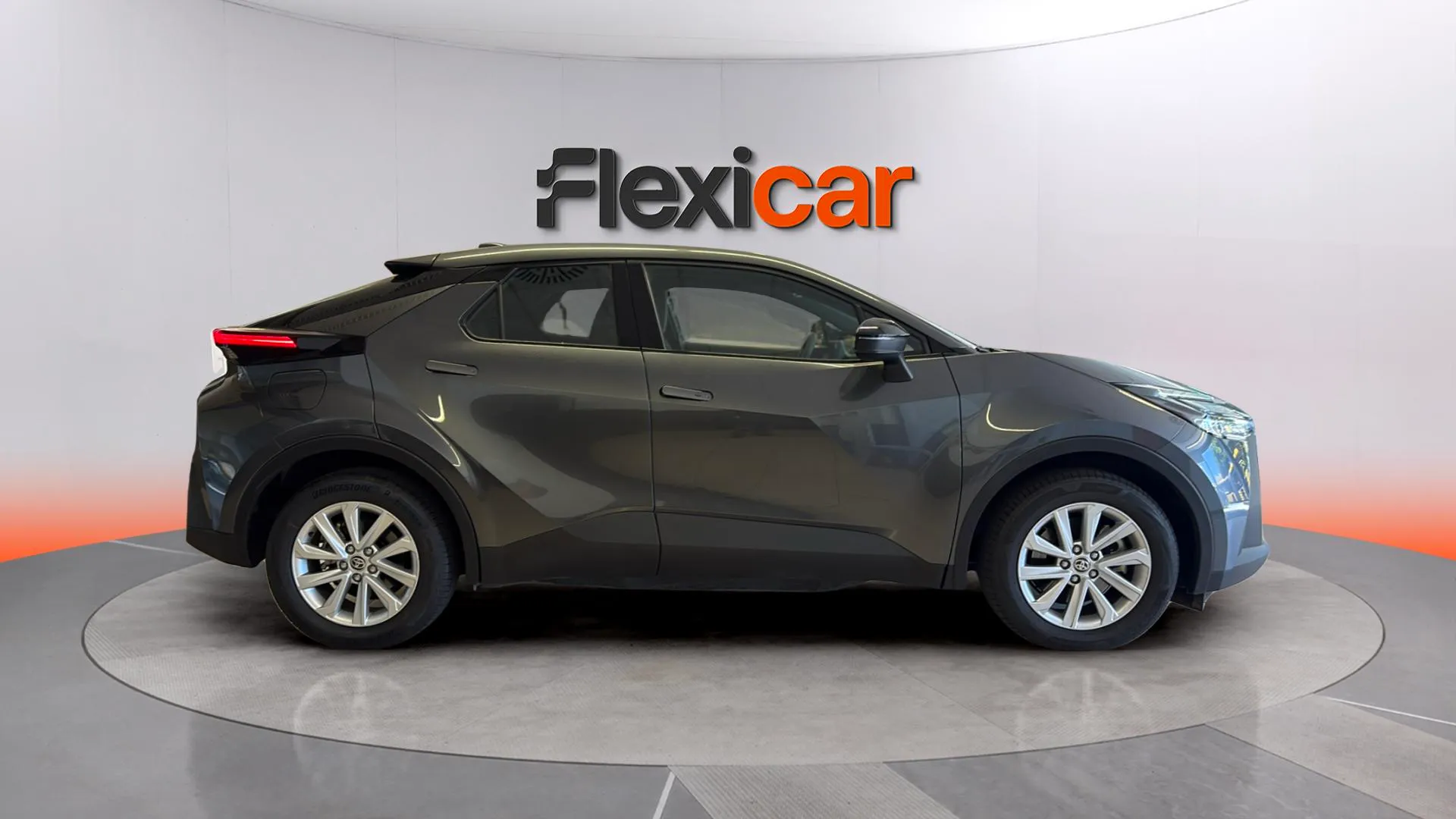 Toyota C-HR 2.0 220PH Advance - foto 3