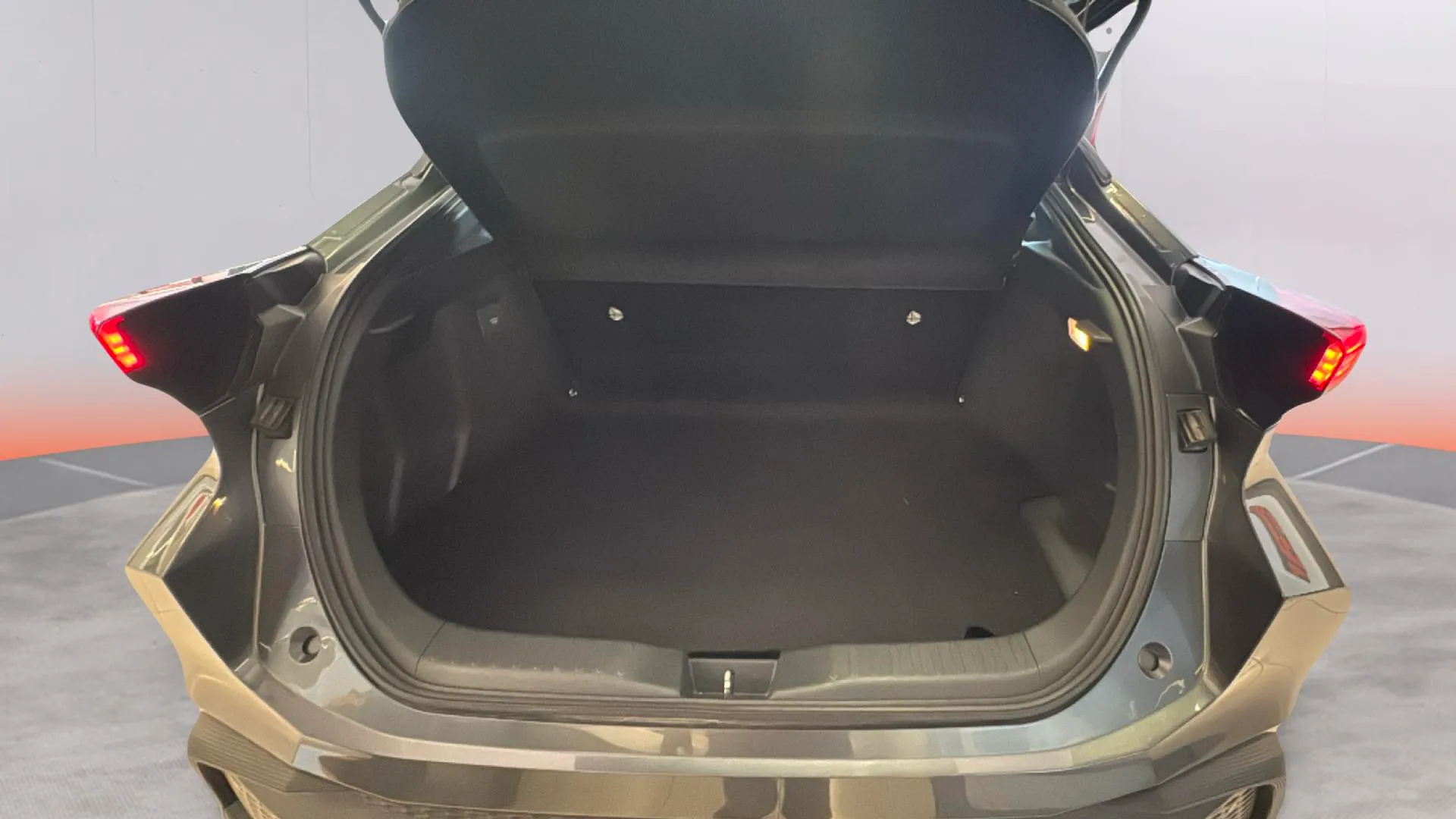 Toyota C-HR 2.0 220PH Advance - foto 10