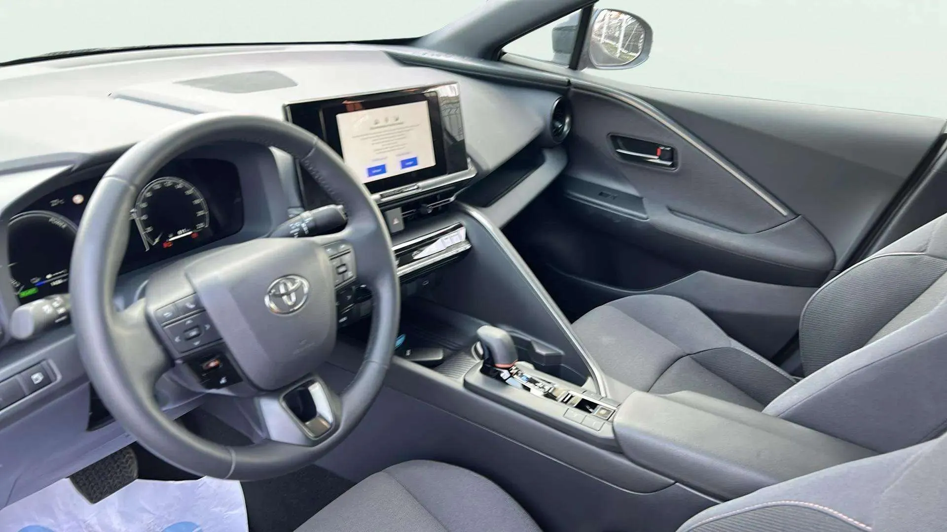 Toyota C-HR 2.0 220PH Advance - foto 21