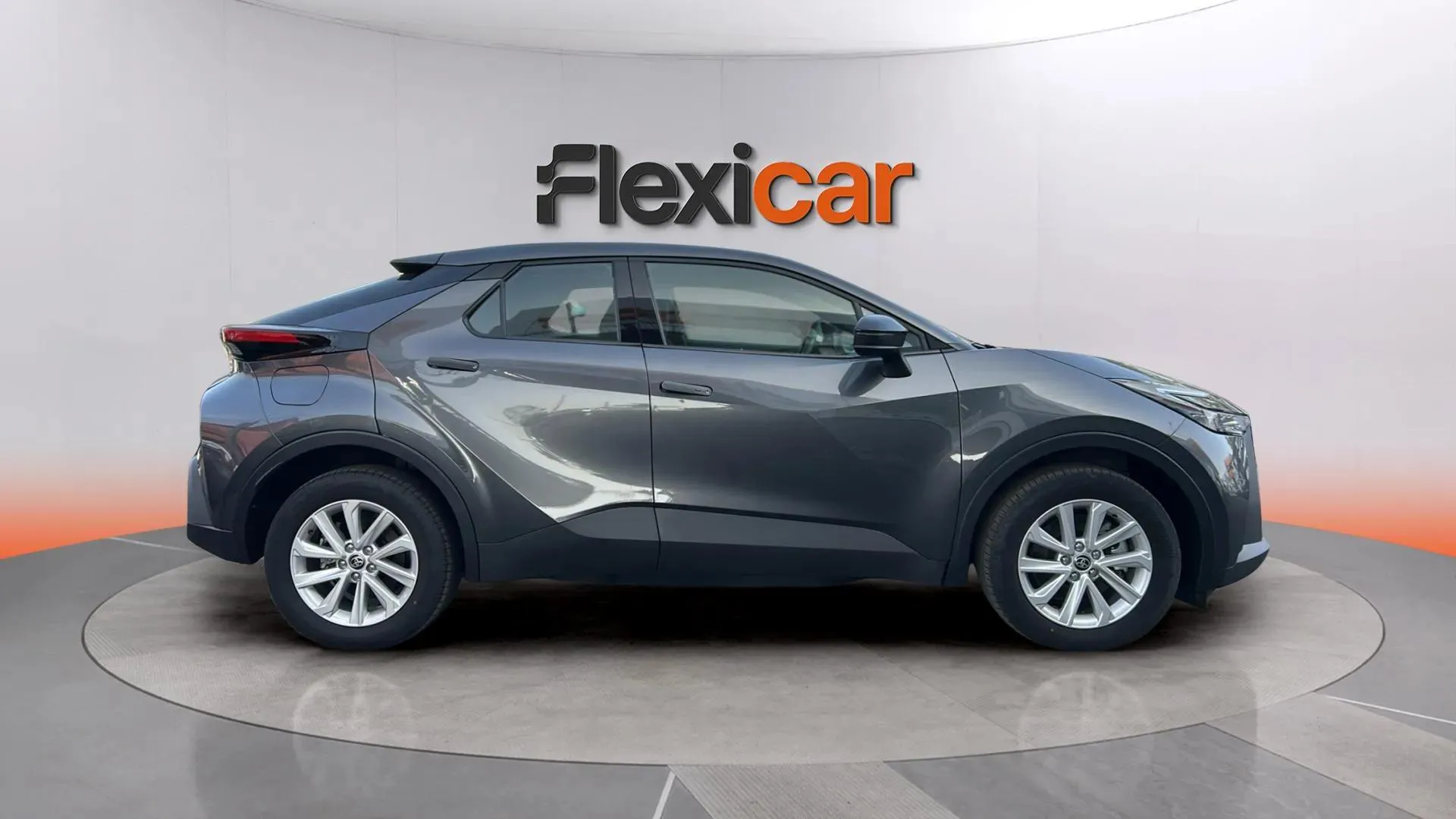 Toyota C-HR 2.0 220PH Advance - foto 4
