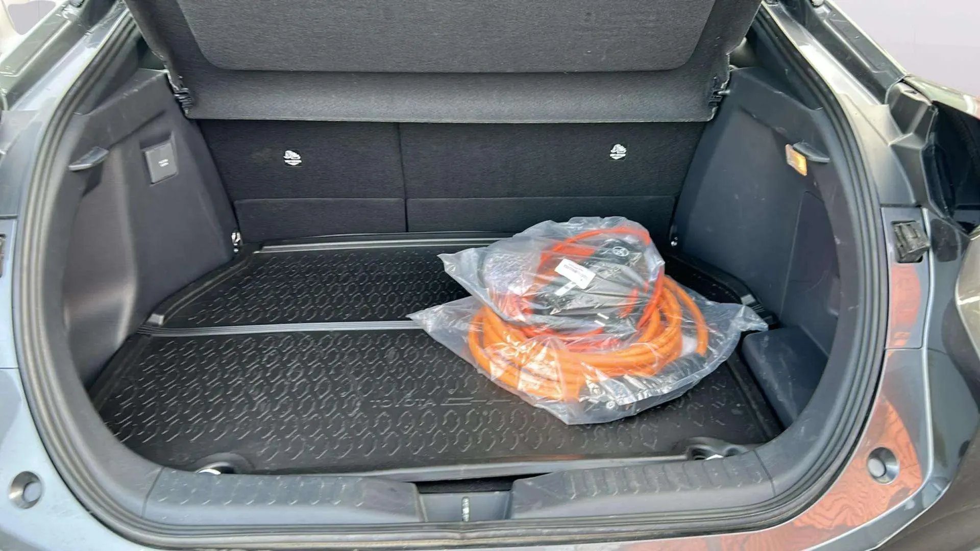 Toyota C-HR 2.0 220PH Advance - foto 10