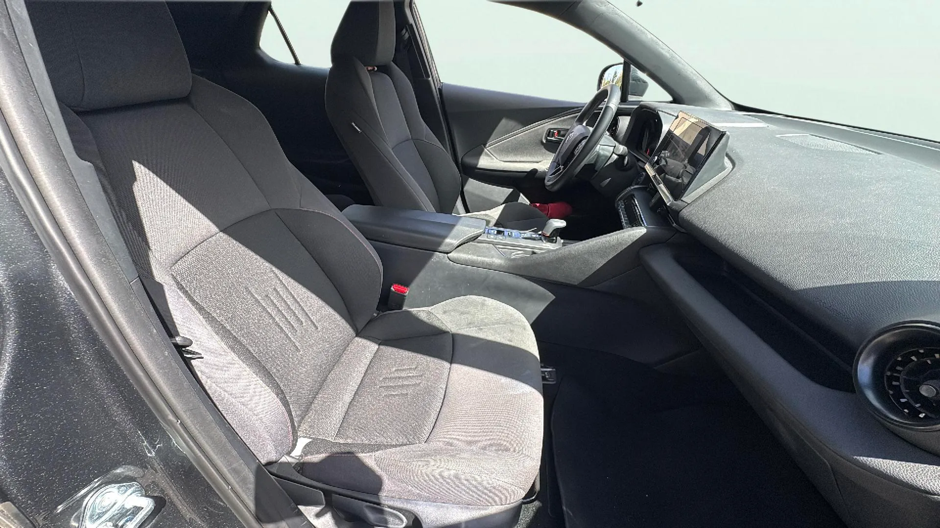 Toyota C-HR 2.0 220PH Advance - foto 9