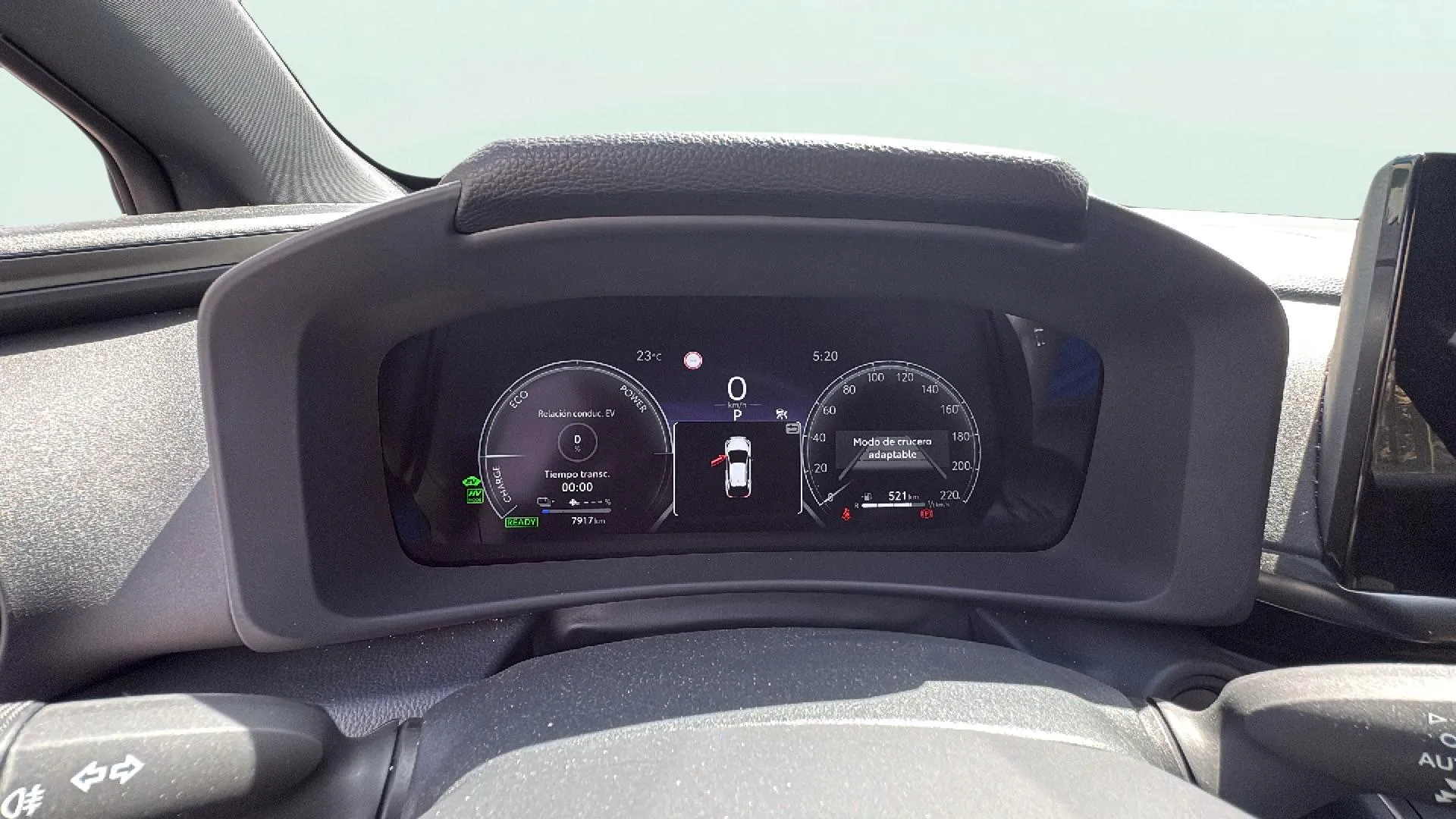 Toyota C-HR 2.0 220PH Advance - foto 8