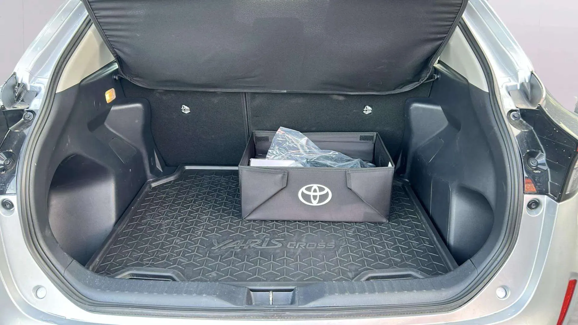 Toyota Yaris Cross 1.5 120H Active Plus - foto 13