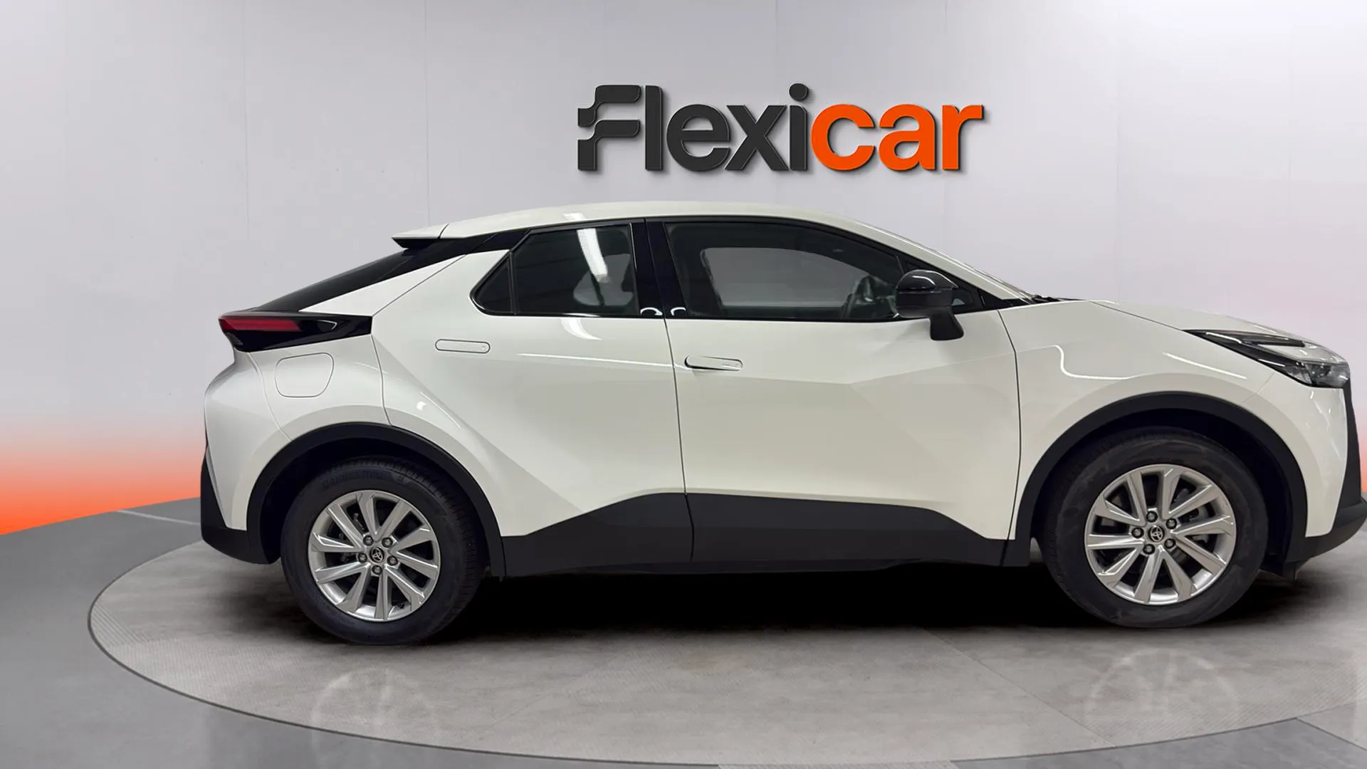 Toyota C-HR 2.0 220PH Advance - foto 3