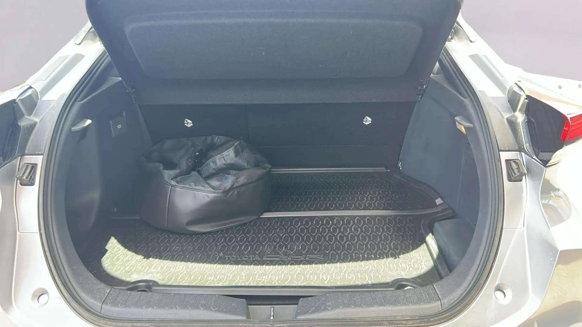 Toyota C-HR 2.0 220PH Advance - foto 10