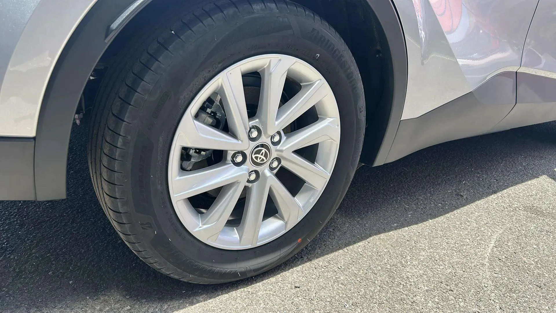 Toyota C-HR 2.0 220PH Advance - foto 14