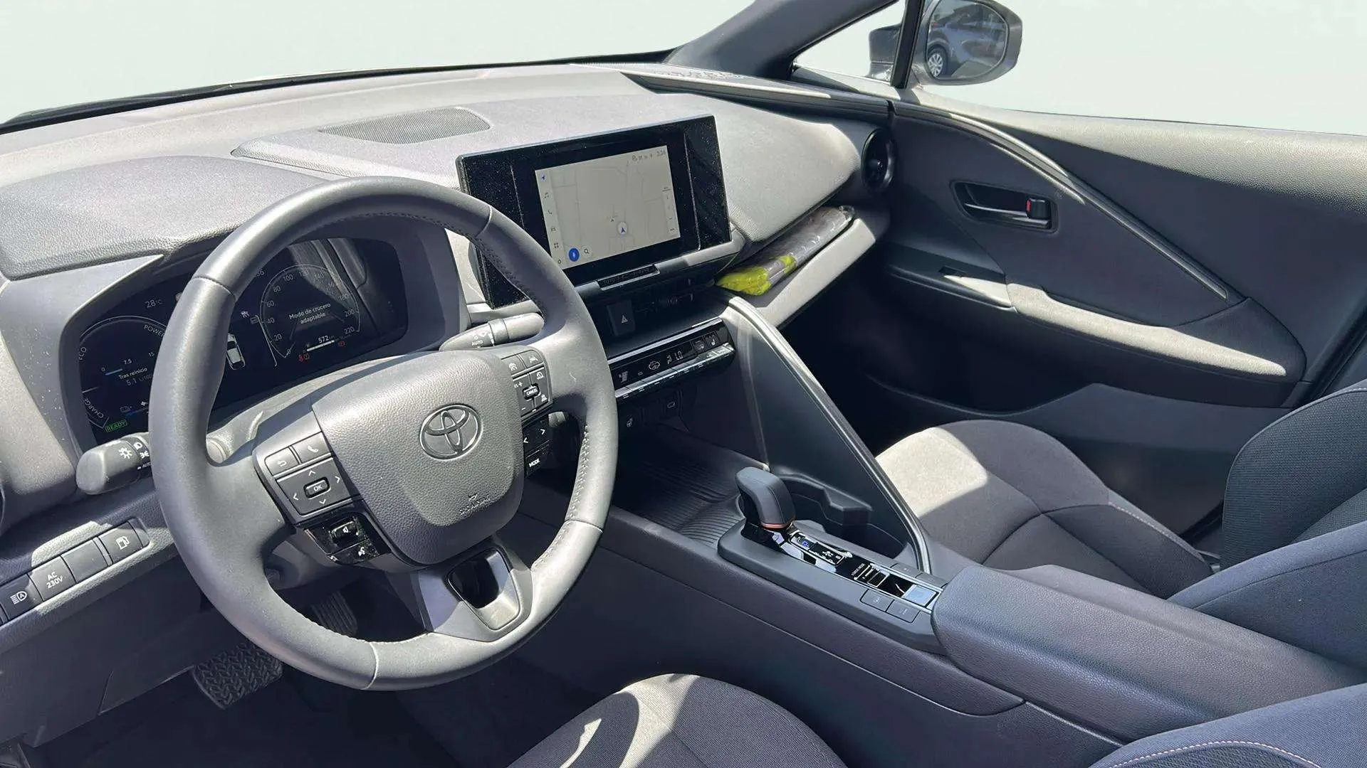 Toyota C-HR 2.0 220PH Advance - foto 22