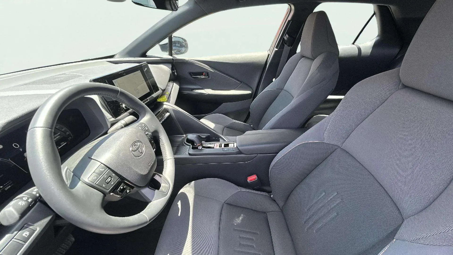 Toyota C-HR 2.0 220PH Advance - foto 20
