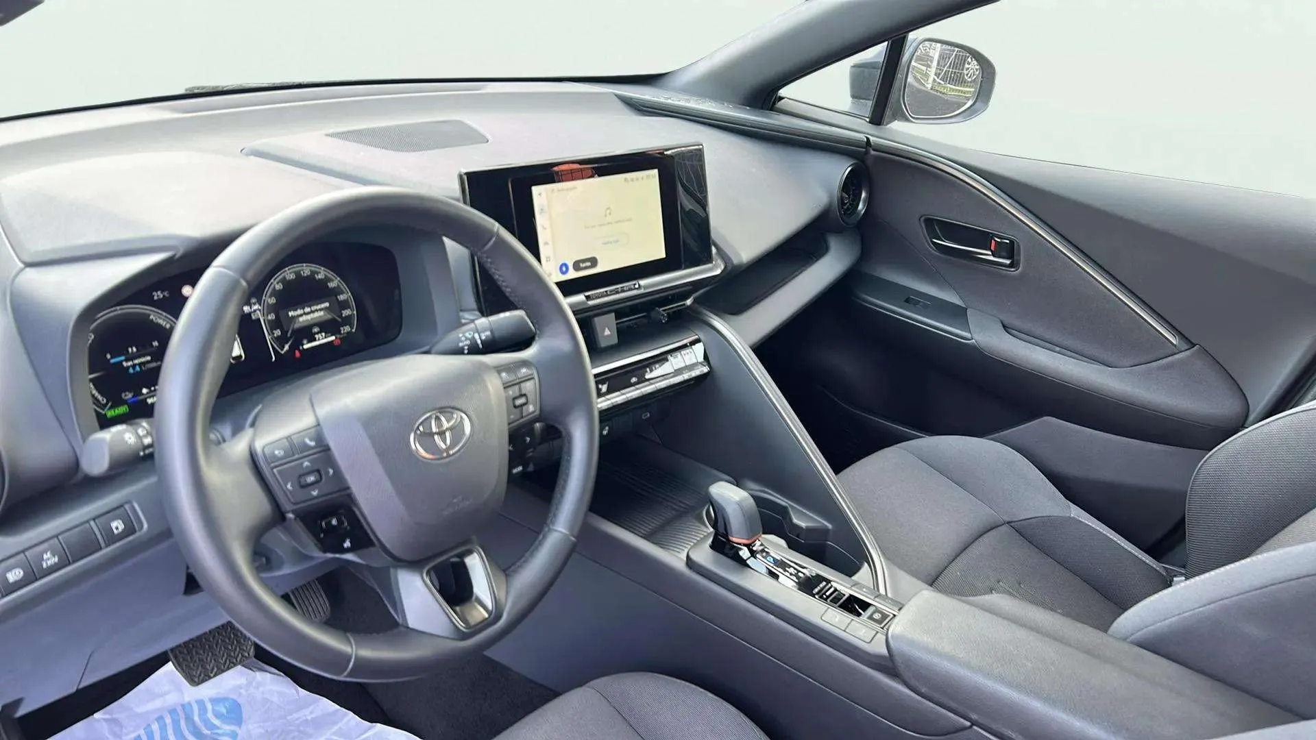 Toyota C-HR 2.0 200H Advance - foto 23