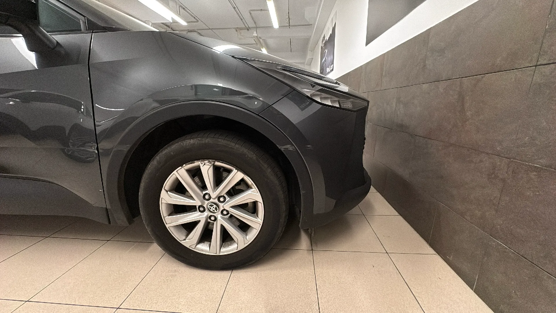 Toyota C-HR 2.0 220PH Advance - foto 14