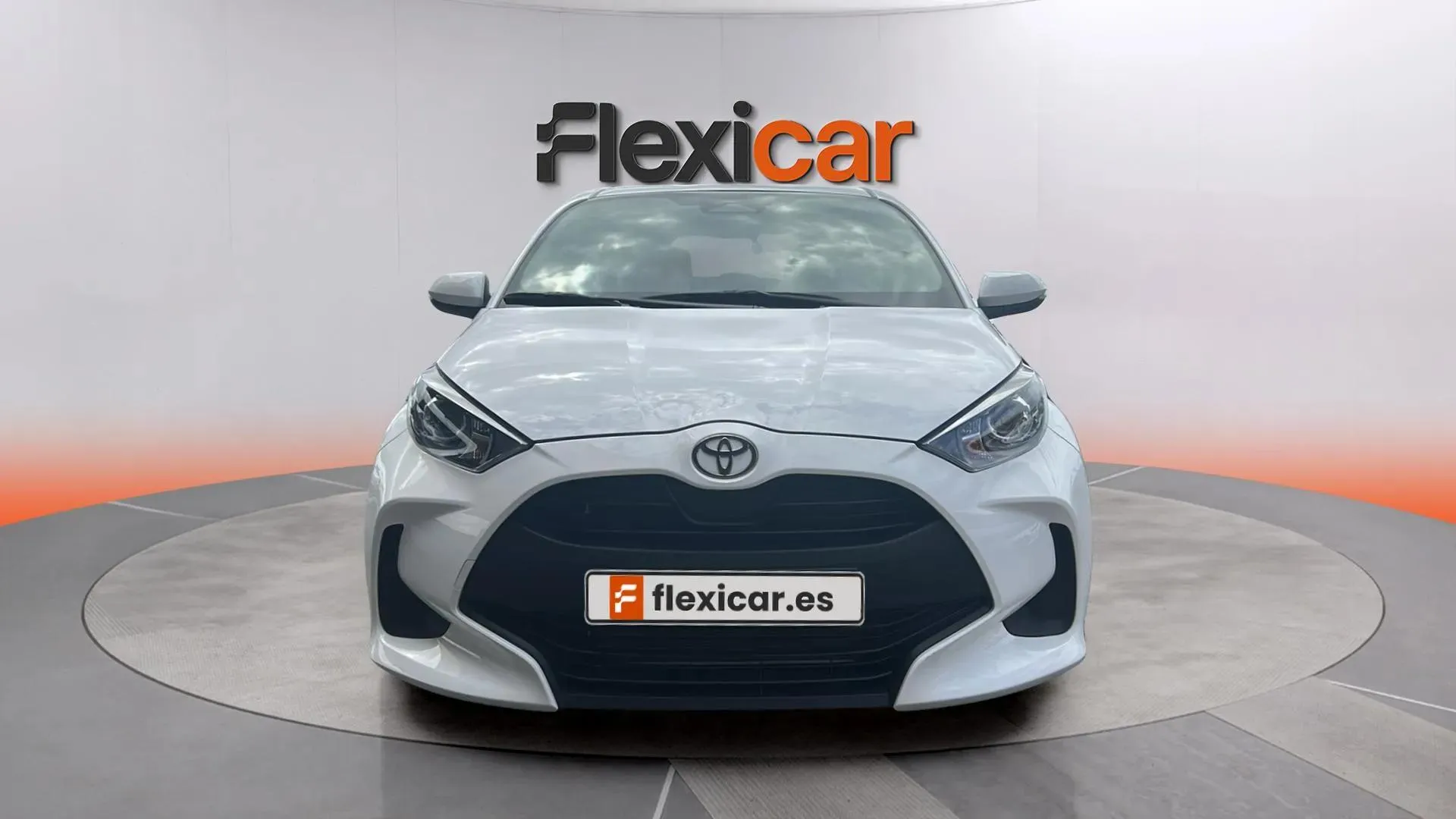 Toyota Yaris 1.5 120H Business Plus - foto 2