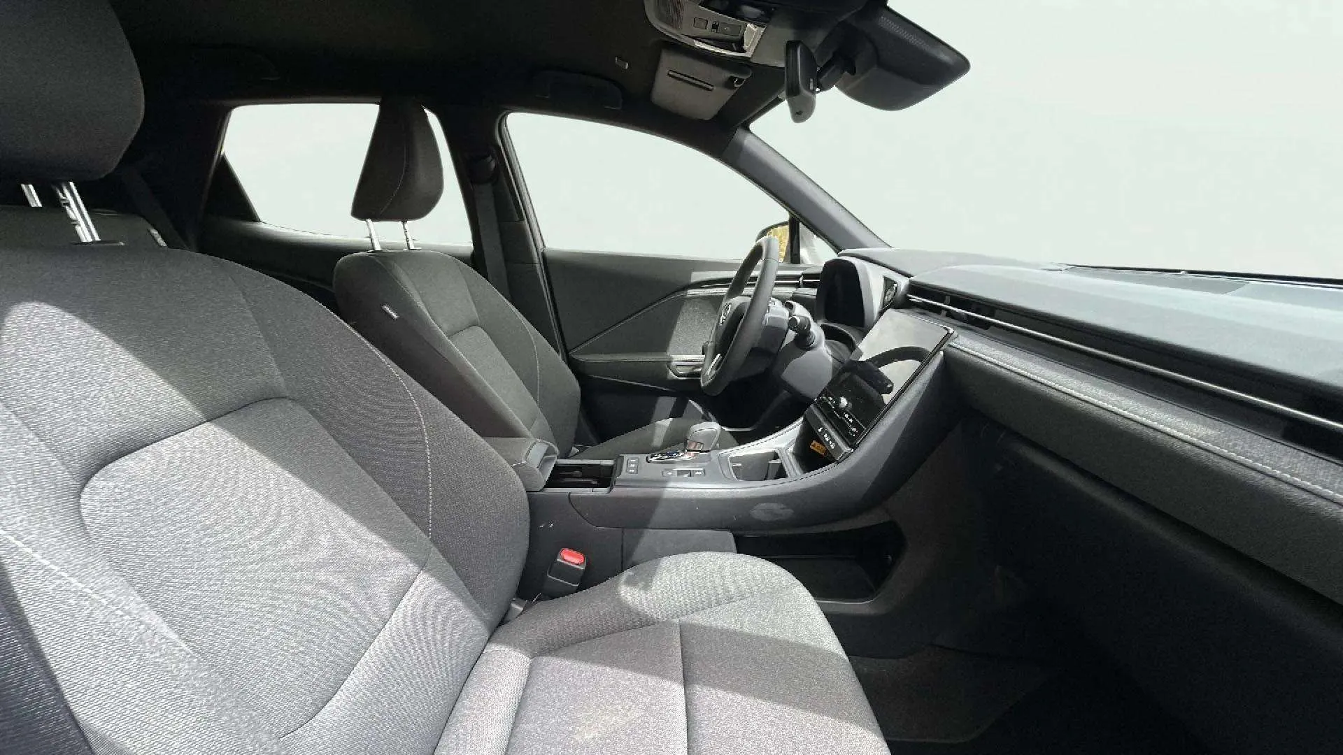 Lexus LBX 1.5 HEV - foto 10