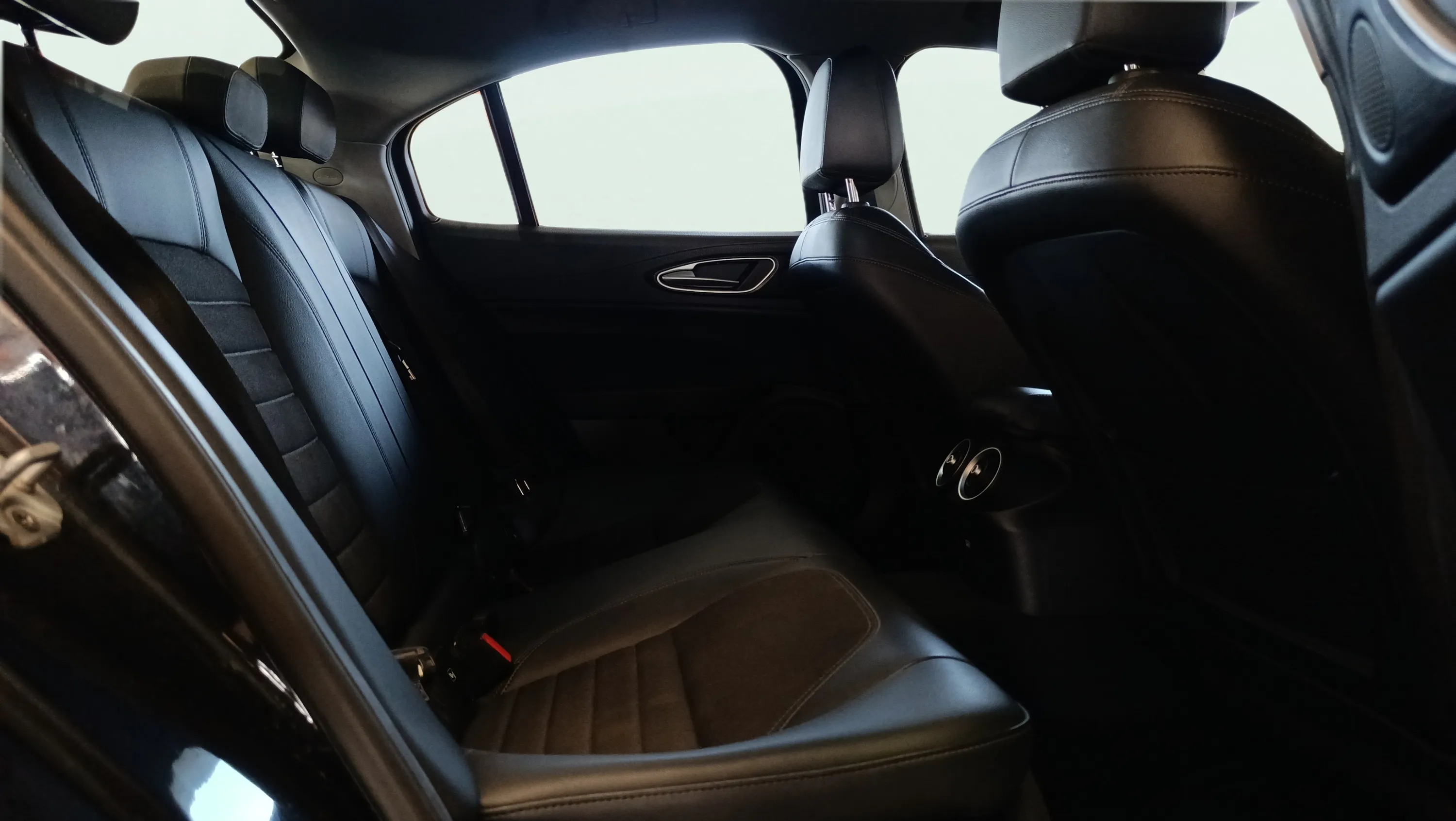 Alfa Romeo Giulia 2.2 Diesel Super - foto 36