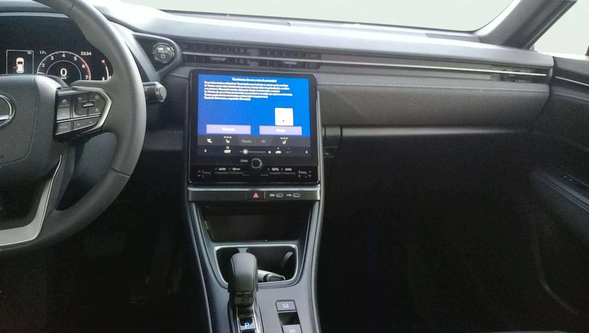 Lexus LBX 1.5 HEV - foto 8