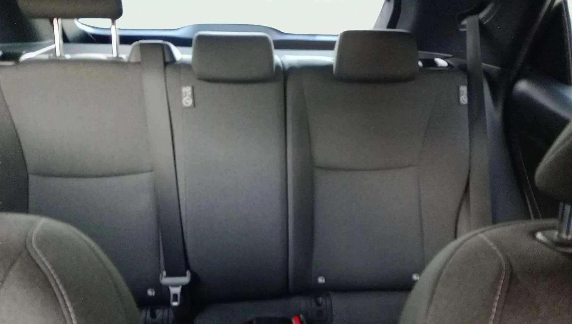 Lexus LBX 1.5 HEV - foto 12
