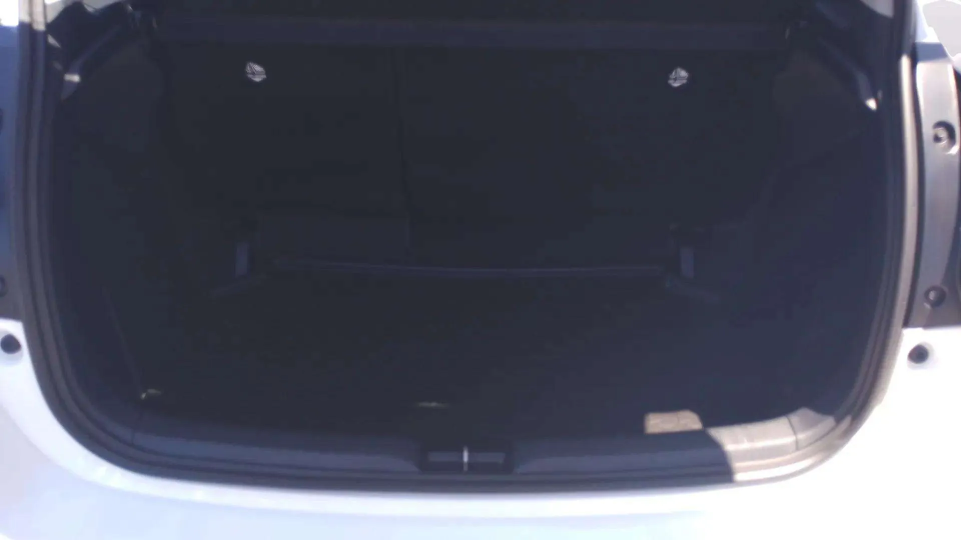 Toyota Yaris 1.5 120H Business Plus - foto 17