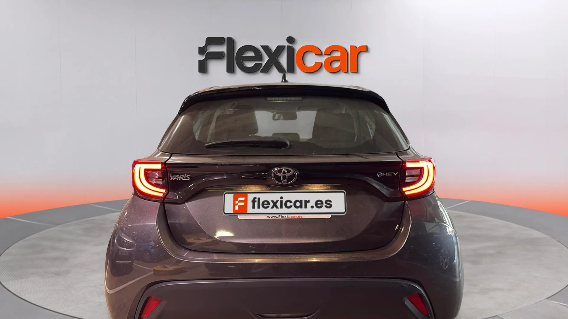 Toyota Yaris 1.5 120H Active Plus - foto 4