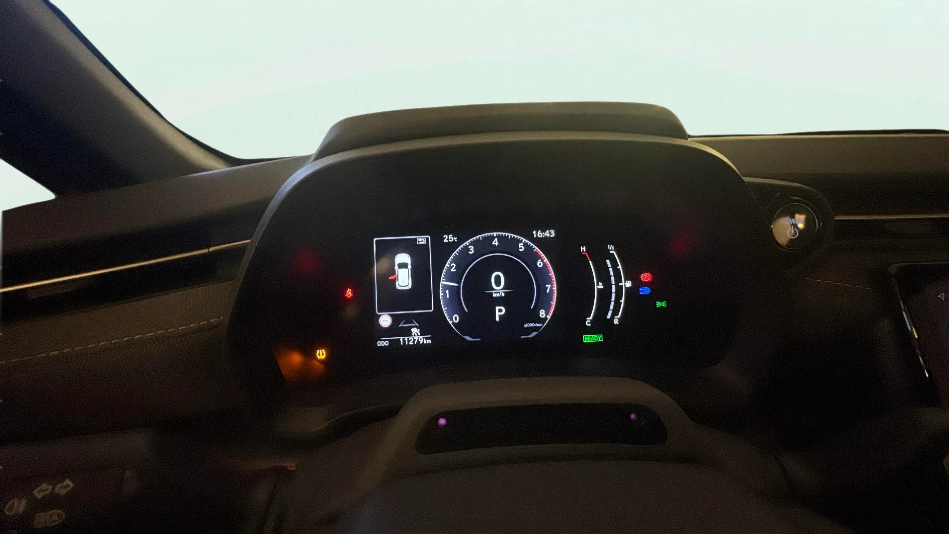 Lexus LBX 1.5 HEV - foto 9