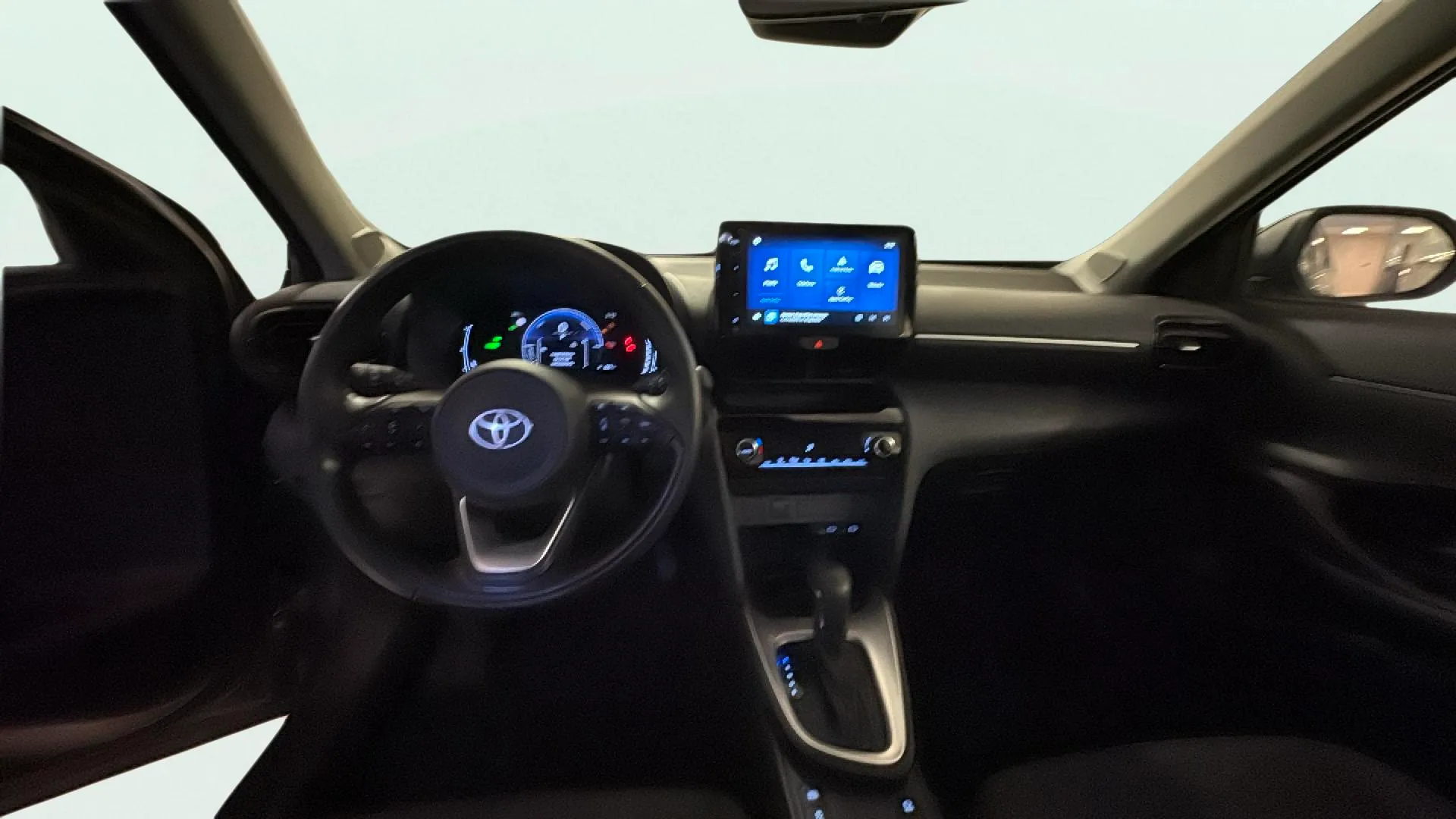 Toyota Yaris Cross 1.5 120H Active Plus - foto 15