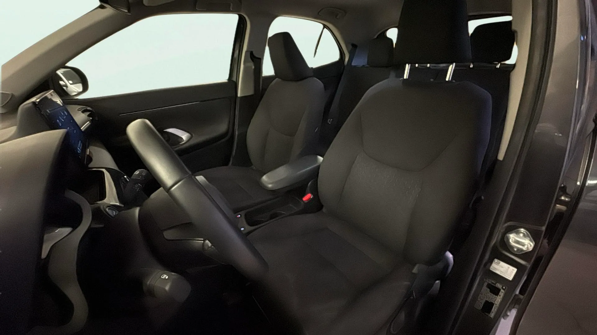 Toyota Yaris Cross 1.5 120H Active Plus - foto 8