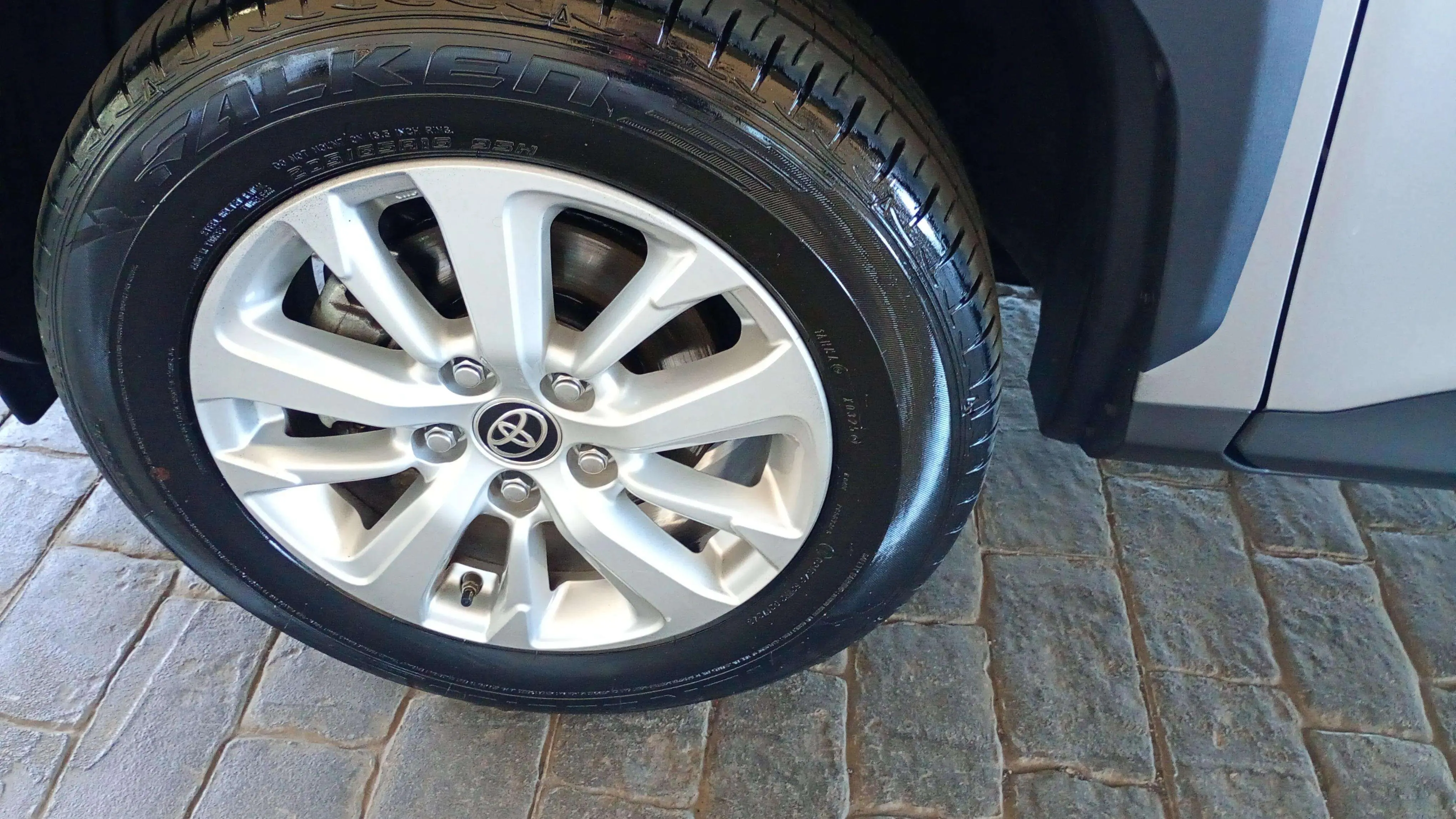 Toyota Yaris Cross 1.5 120H Active Plus - foto 18