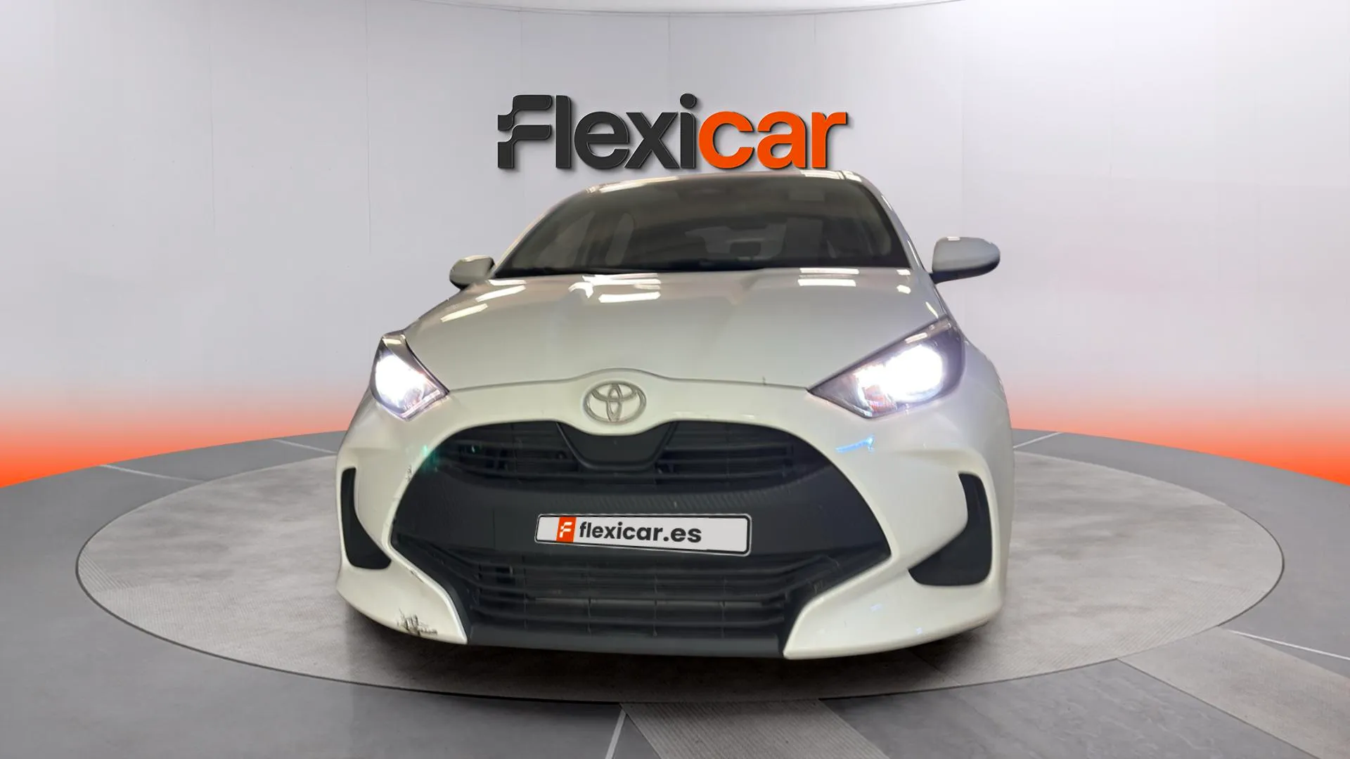 Toyota Yaris 1.5 120H Active Plus - foto 2