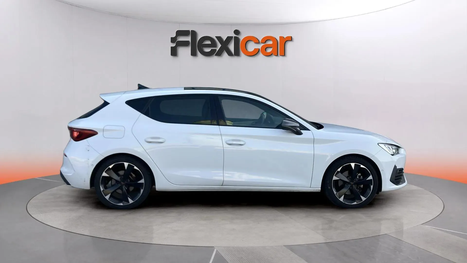 Cupra León 1.5 eTSI DSG - foto 8