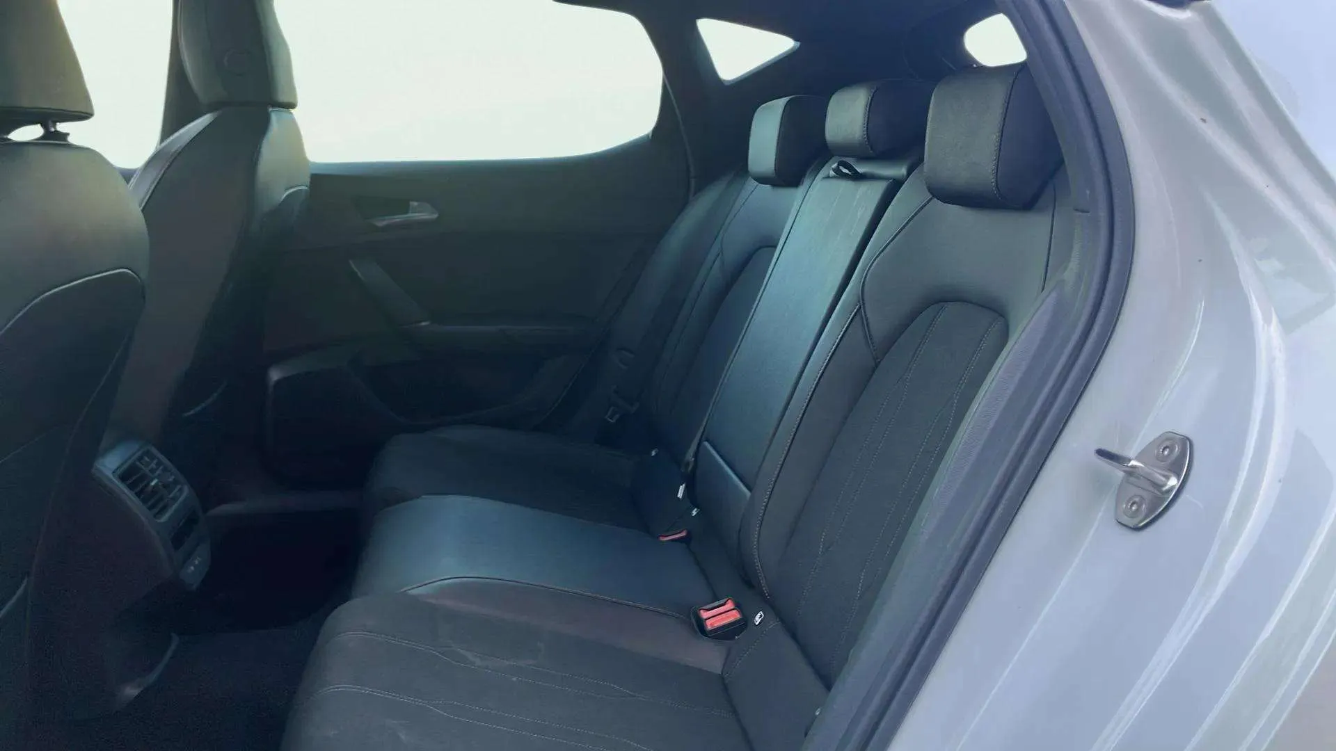 Cupra León 1.5 eTSI DSG - foto 17