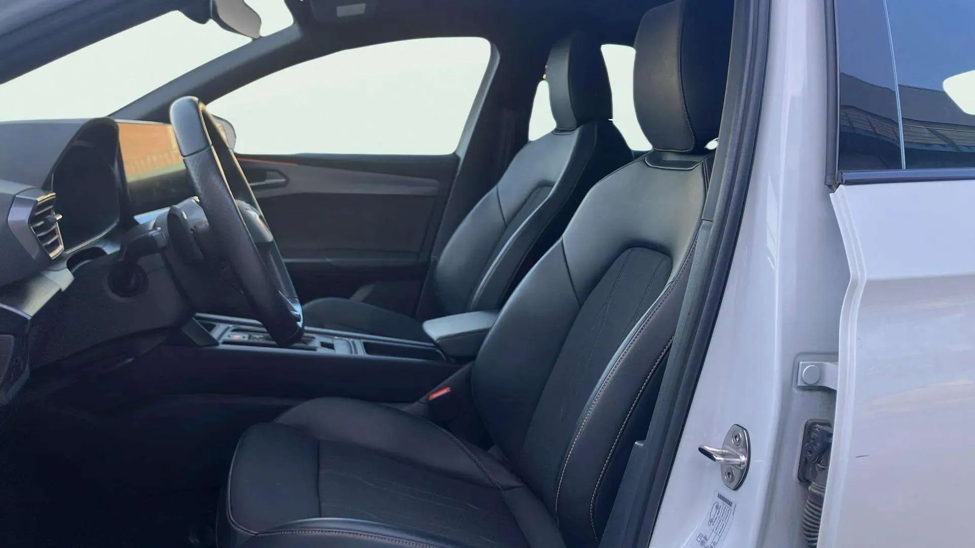 Cupra León 1.5 eTSI DSG - foto 16