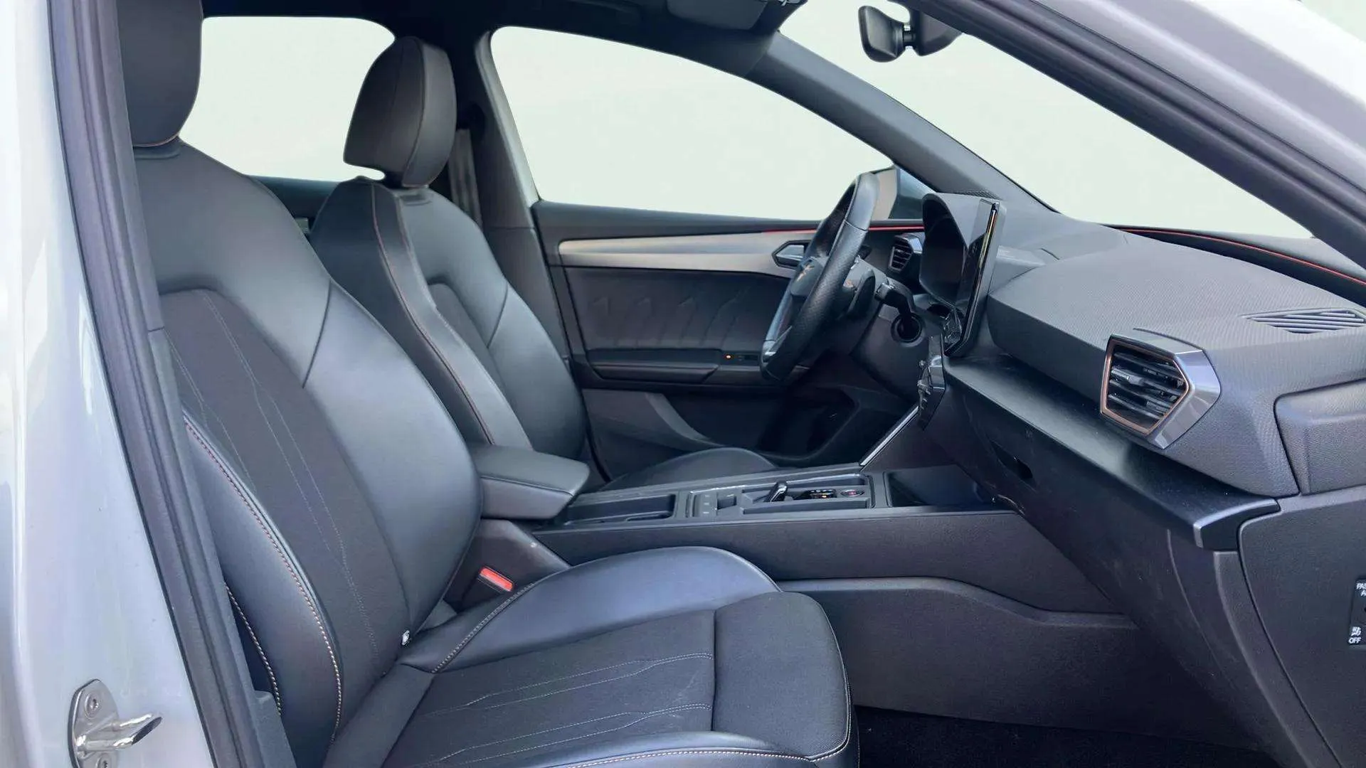 Cupra León 1.5 eTSI DSG - foto 18