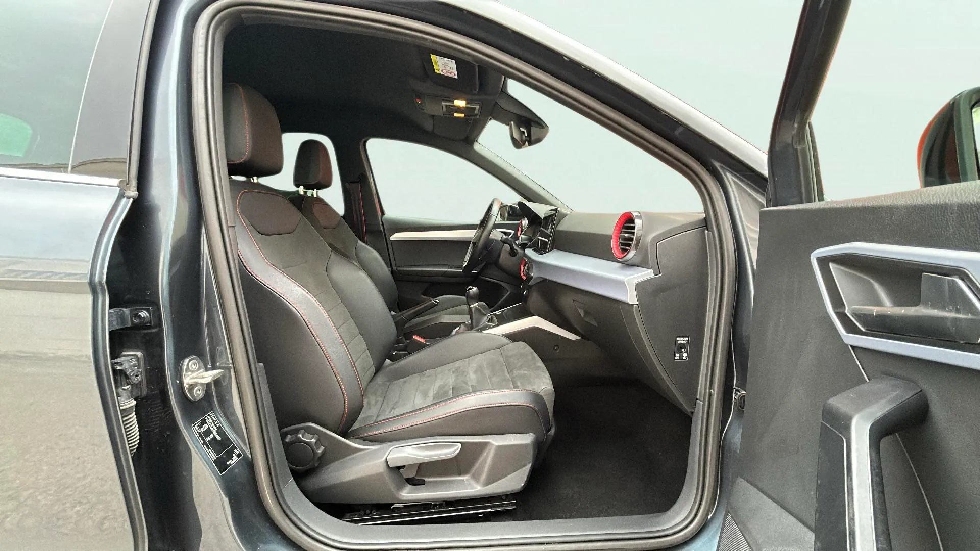 SEAT Arona 1.0 TSI FR XL RX - foto 15
