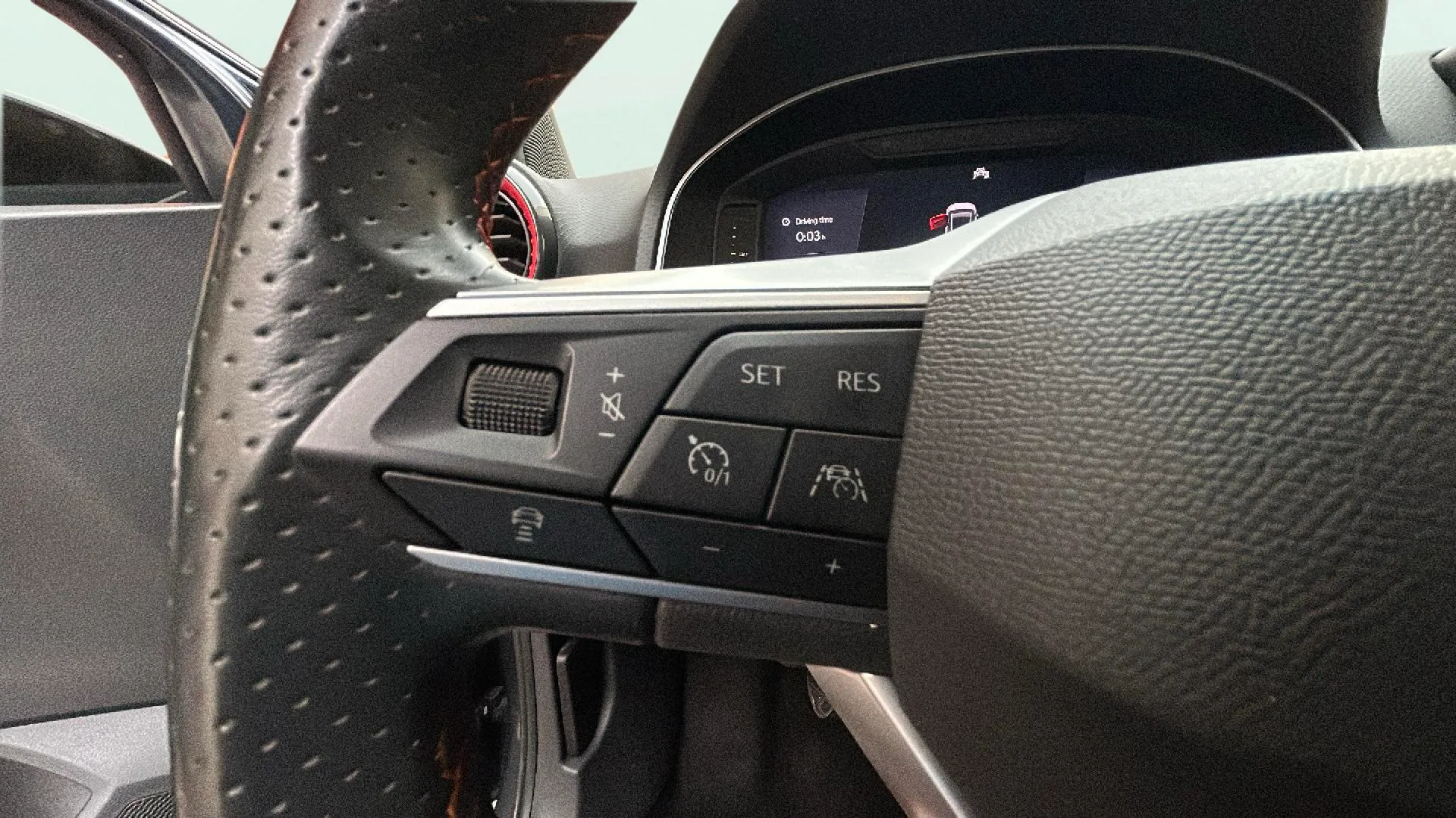 SEAT Arona 1.0 TSI FR XL RX - foto 12