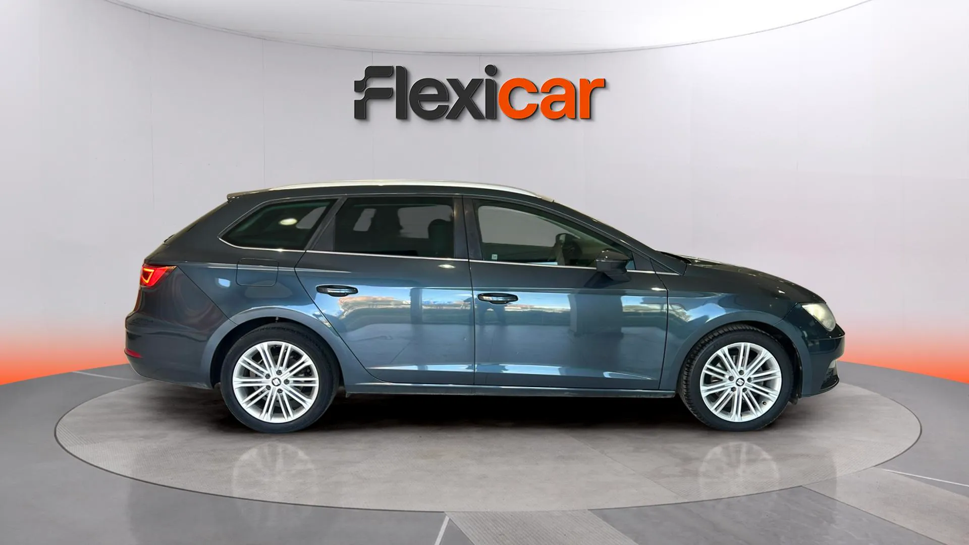 SEAT León ST 1.5 EcoTSI DSG-7 Xcellence - foto 3