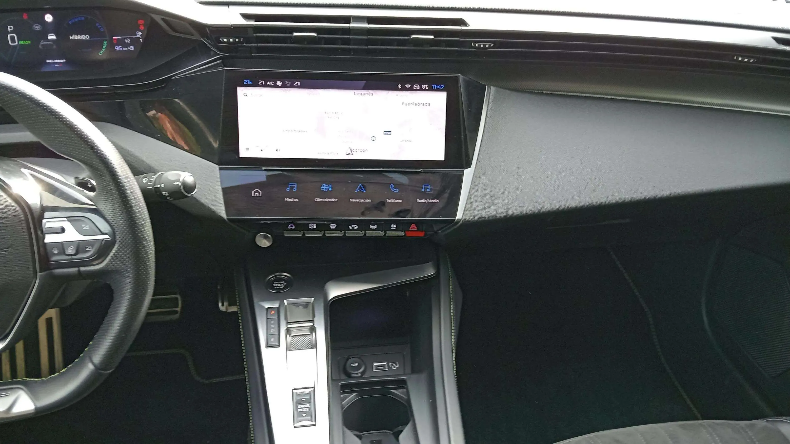 Peugeot 308 SW GT Hybrid 180 eEAT8 - foto 15