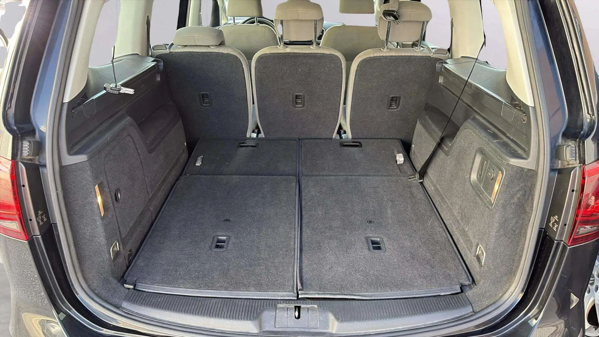 SEAT Alhambra 2.0 TDI 4D St Adv Pl L - foto 18