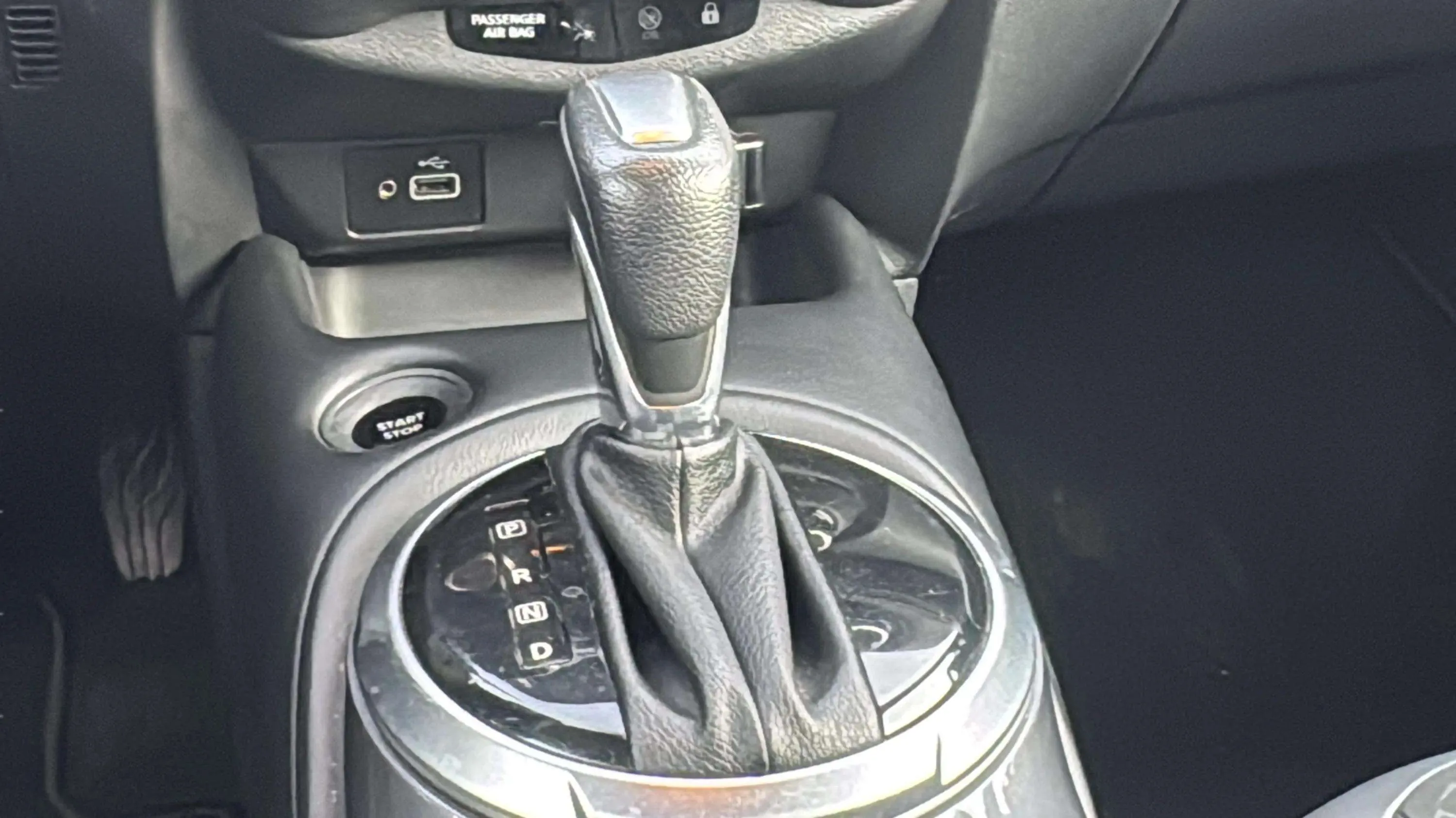 Nissan Juke 1.6 Hybrid N-Connecta - foto 19