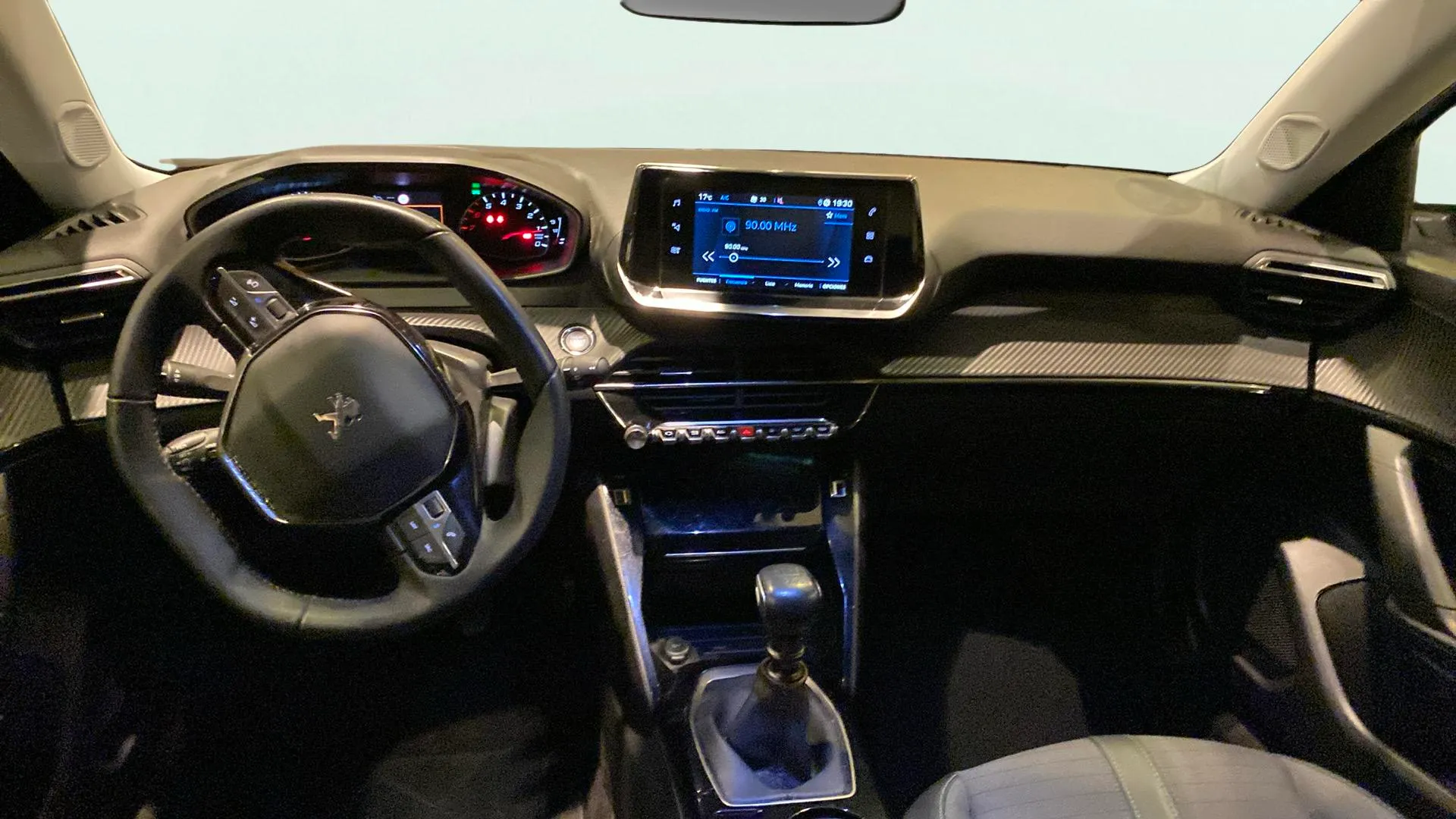 Peugeot 2008 Allure BlueHDi - foto 15