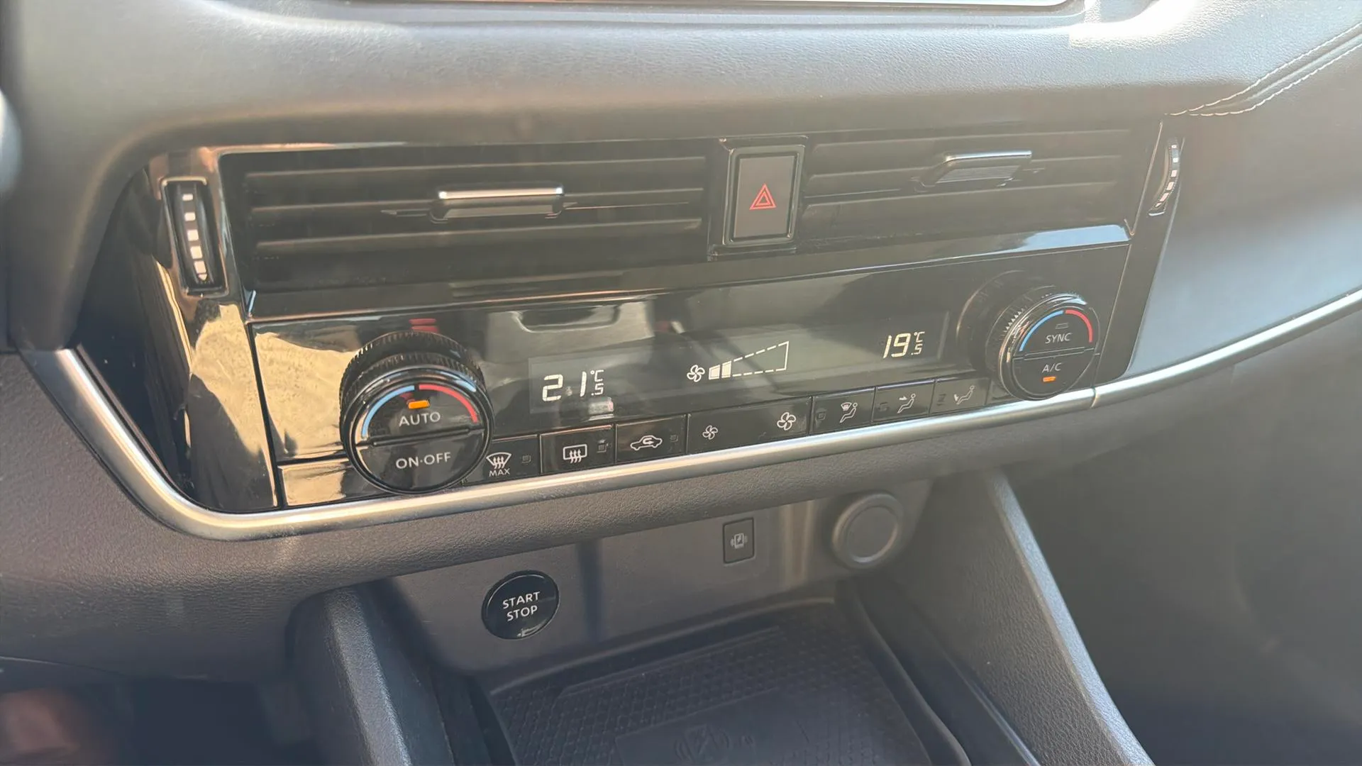 Nissan Qashqai E-POWER Acenta - foto 15