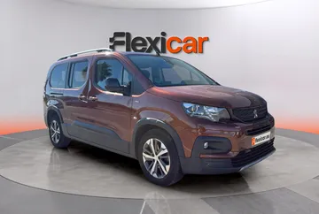 peugeot rifter gt line long bluehdi 96kw eat8 diesel automatica caceres 2 903000000210842