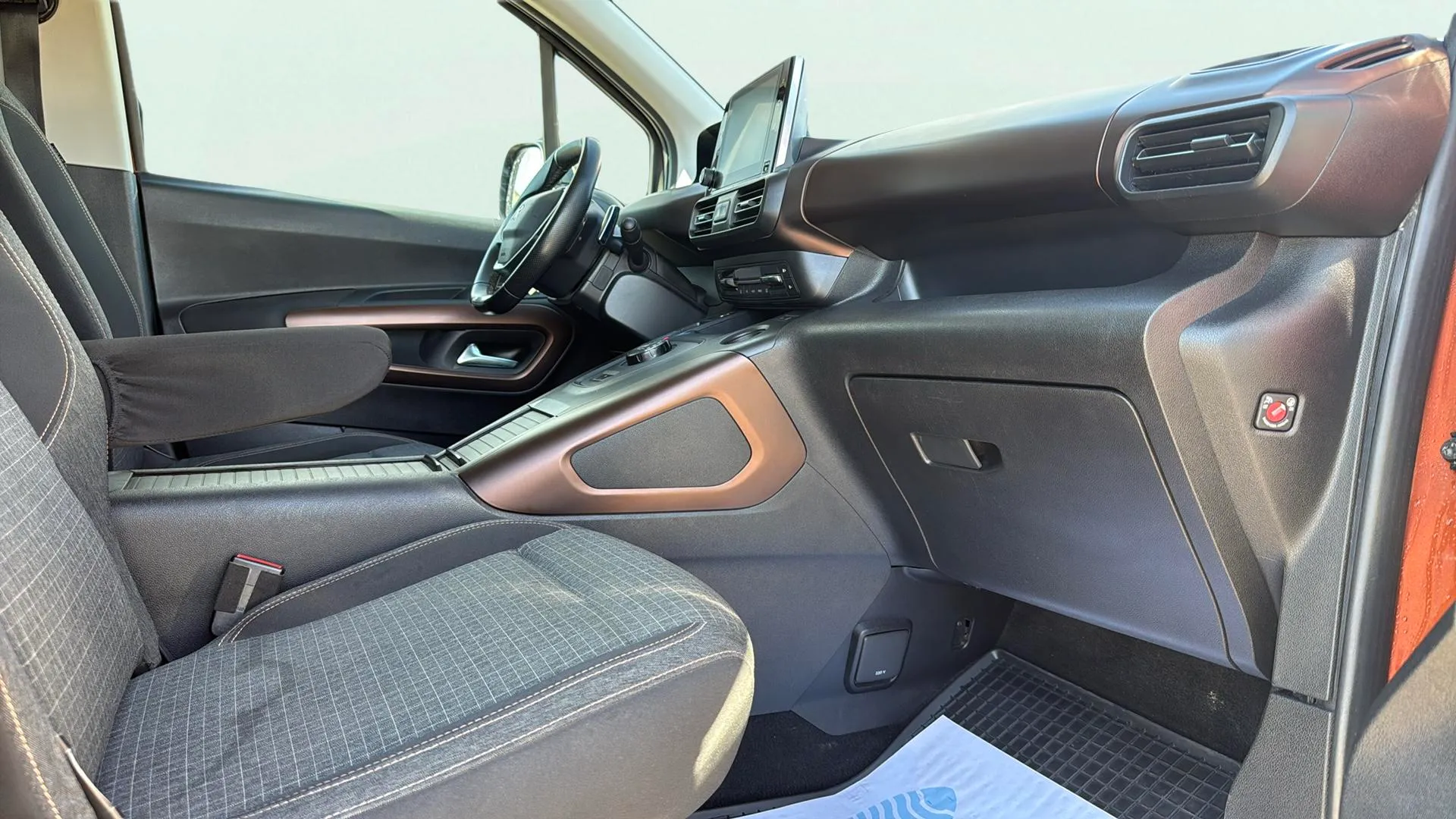 Peugeot Rifter GT Line Long BlueHDi EAT8 - foto 13