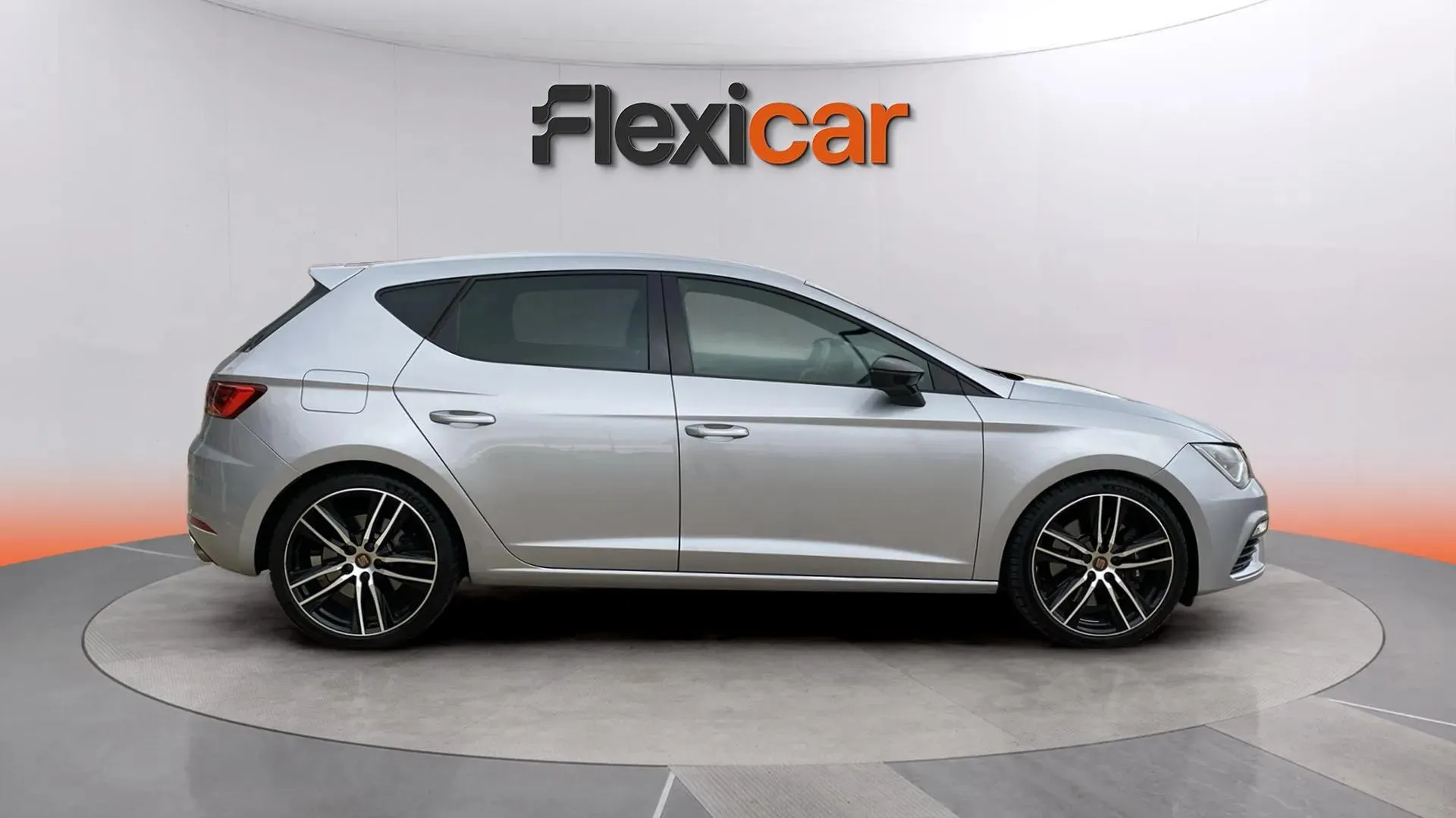 SEAT León 2.0 TSI DSG-7 Cupra - foto 8