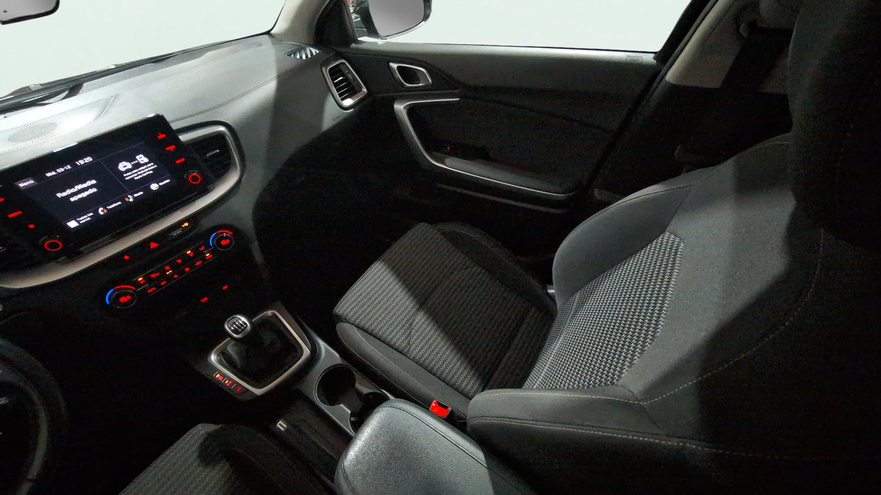 Kia XCeed 1.0 T-GDi Drive - foto 11