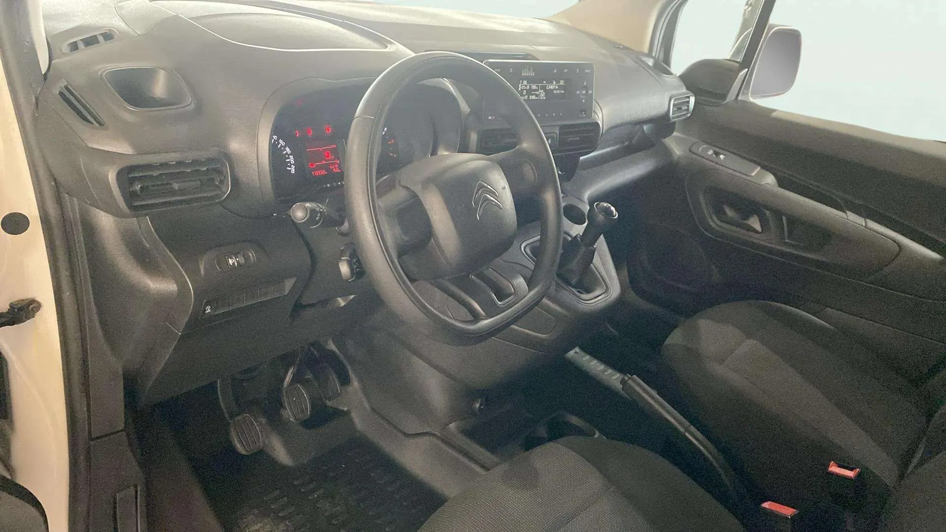 Citroën Berlingo Diésel Talla M - foto 10