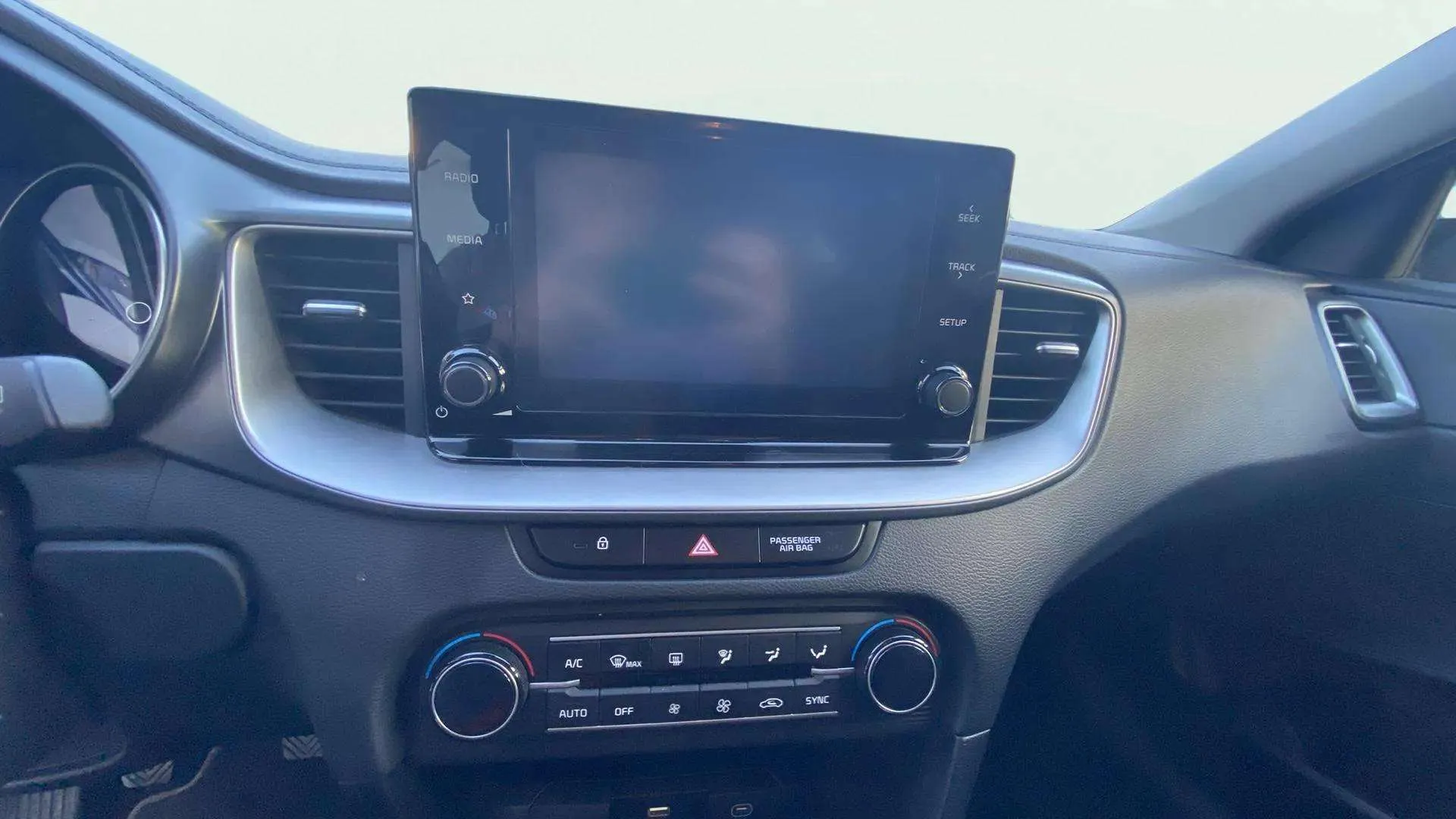 Kia XCeed 1.5 - foto 20
