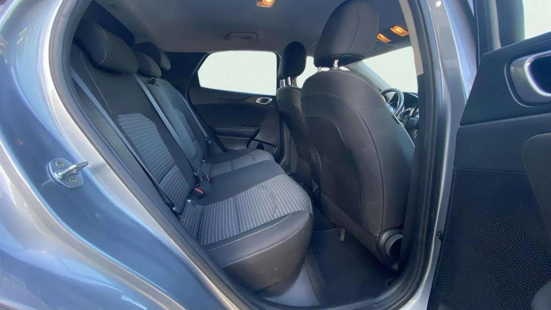 Kia XCeed 1.5 - foto 14