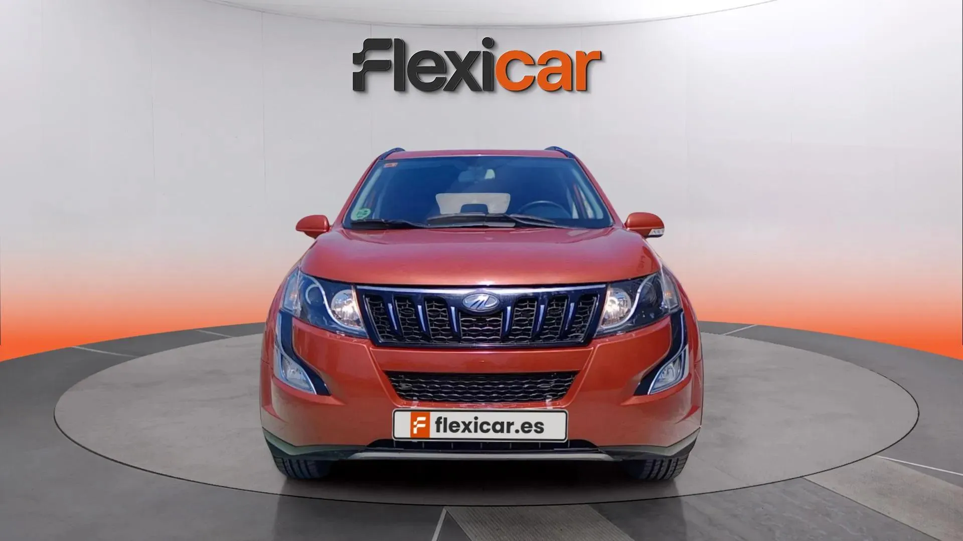 Mahindra XUV500 AWD (4X4) W8 7 plazas - foto 2