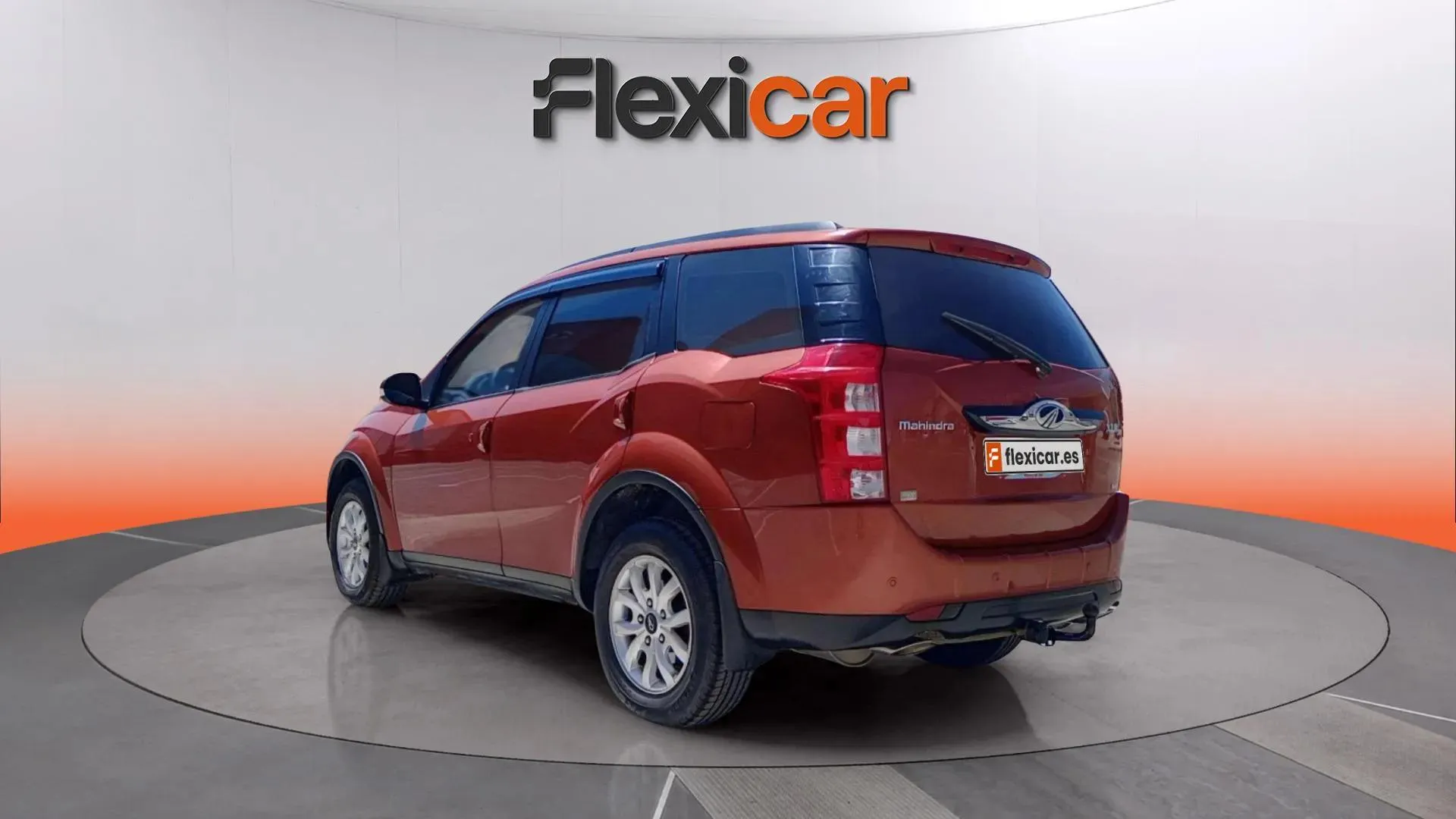 Mahindra XUV500 AWD (4X4) W8 7 plazas - foto 5